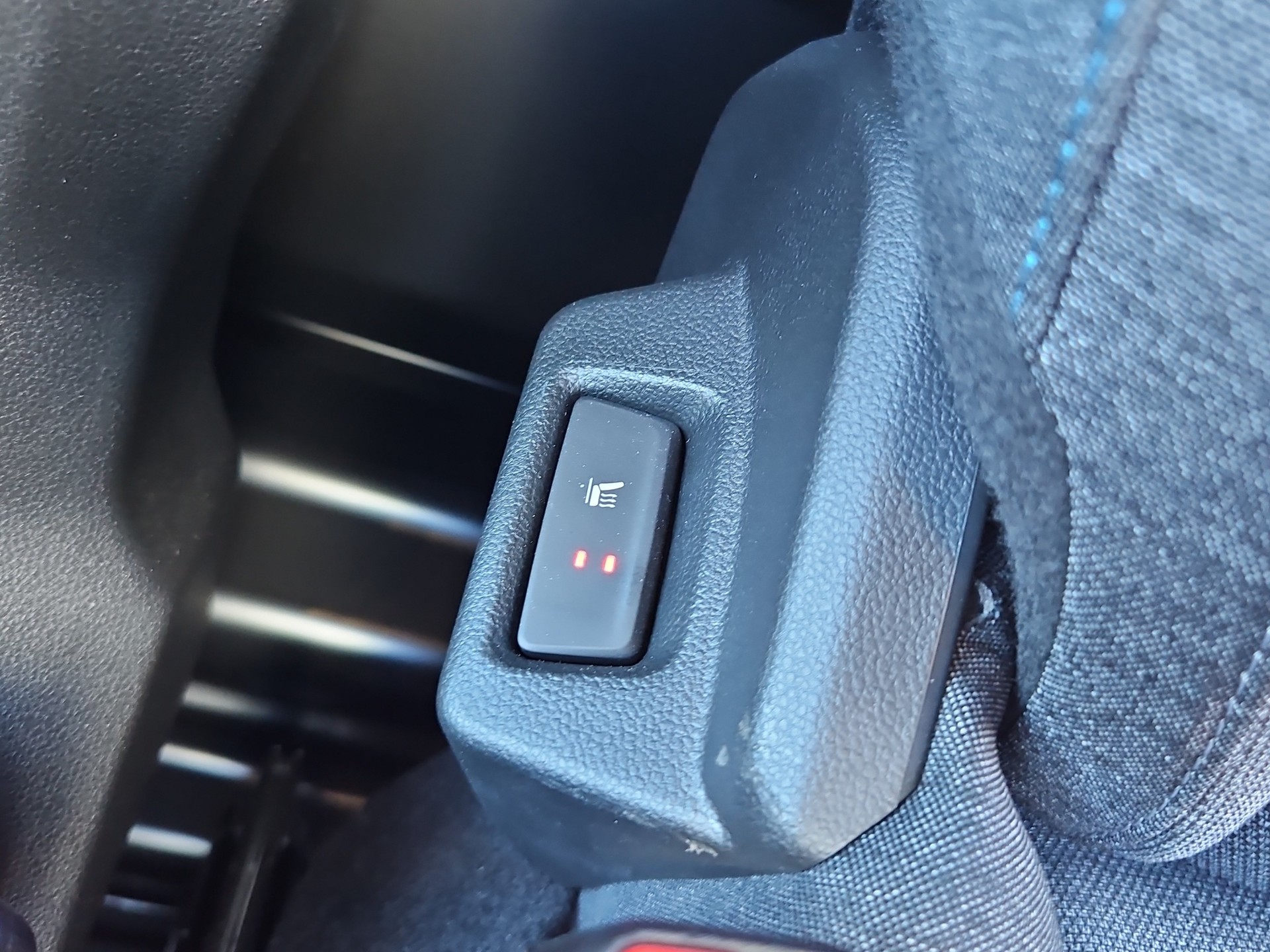 RENAULT Master T35 2.3 Blue dCi 135 L3H2-image-17