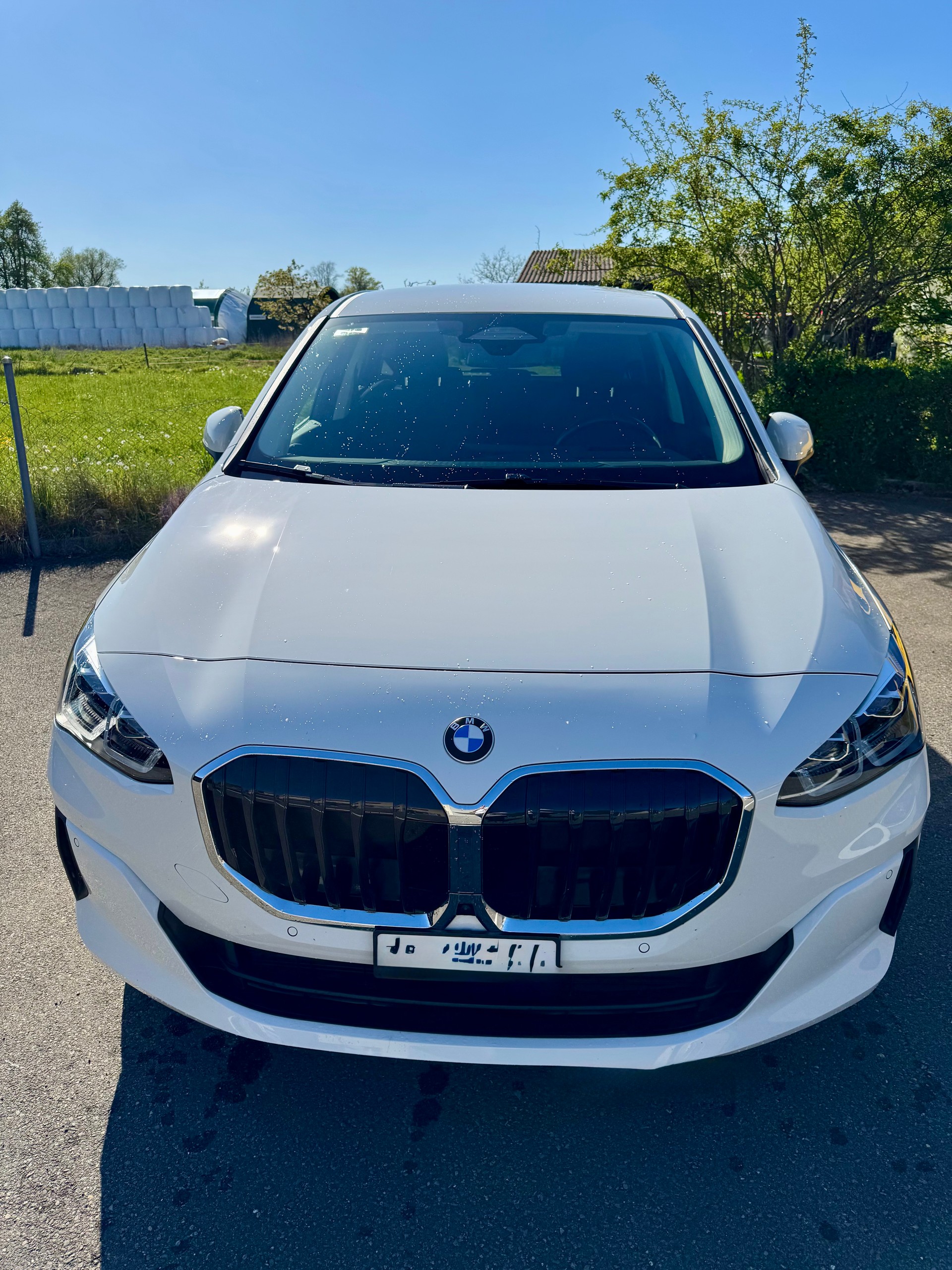 BMW 218i-image-1