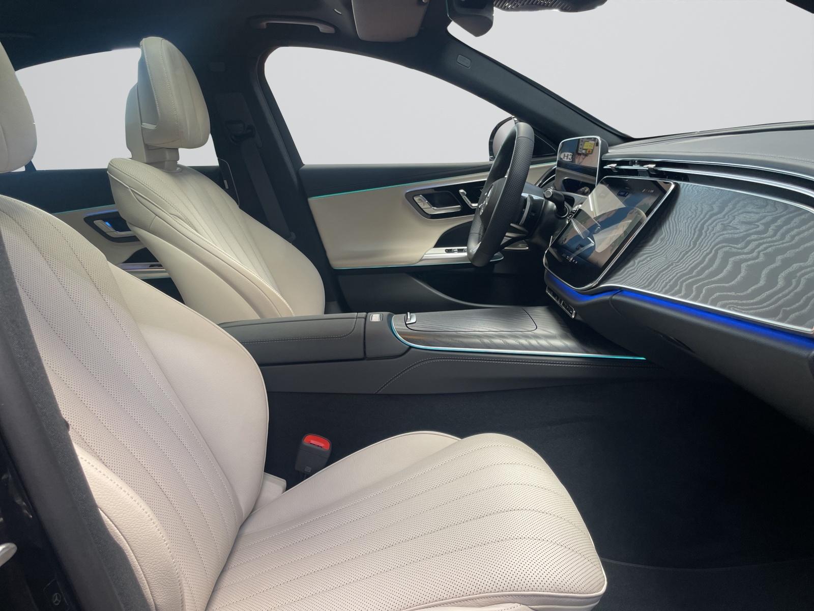 MERCEDES-BENZ E 220 d 4MATIC AMG Line-image-5