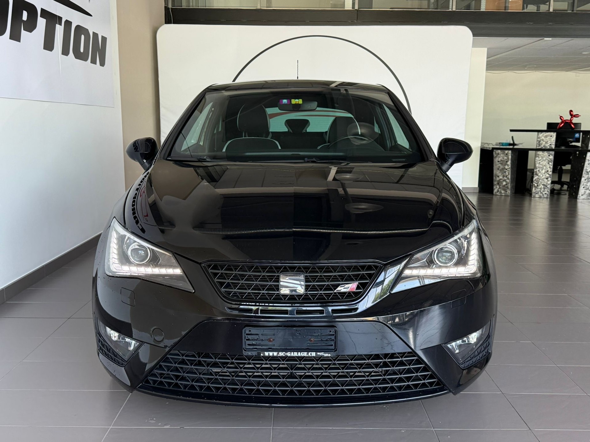 SEAT Ibiza SC 1.8 TSI Cupra-image-4