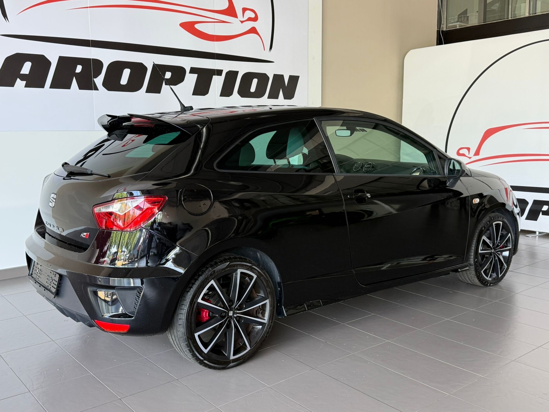 SEAT Ibiza SC 1.8 TSI Cupra-image-6