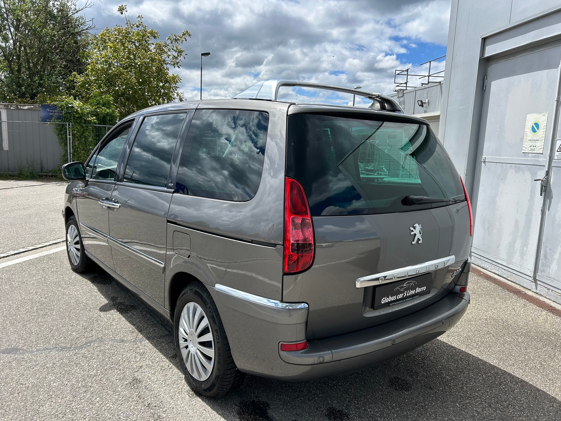 PEUGEOT 807 2.0 16V HDi Family+ Tiptronic-image-6