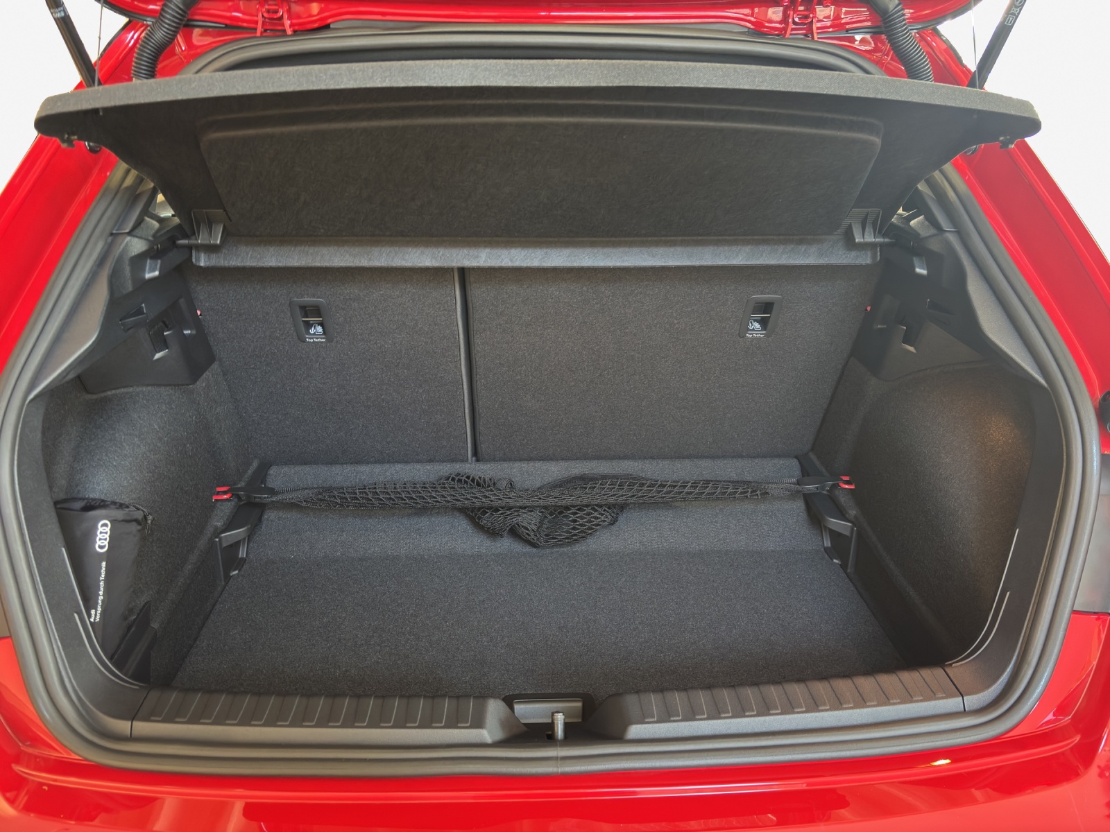 AUDI A1 Sportback 30 TFSI S Line Attraction S-tronic-image-12