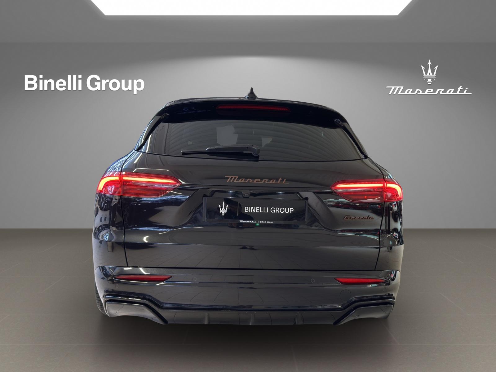 MASERATI Grecale Folgore-showroom-element-3