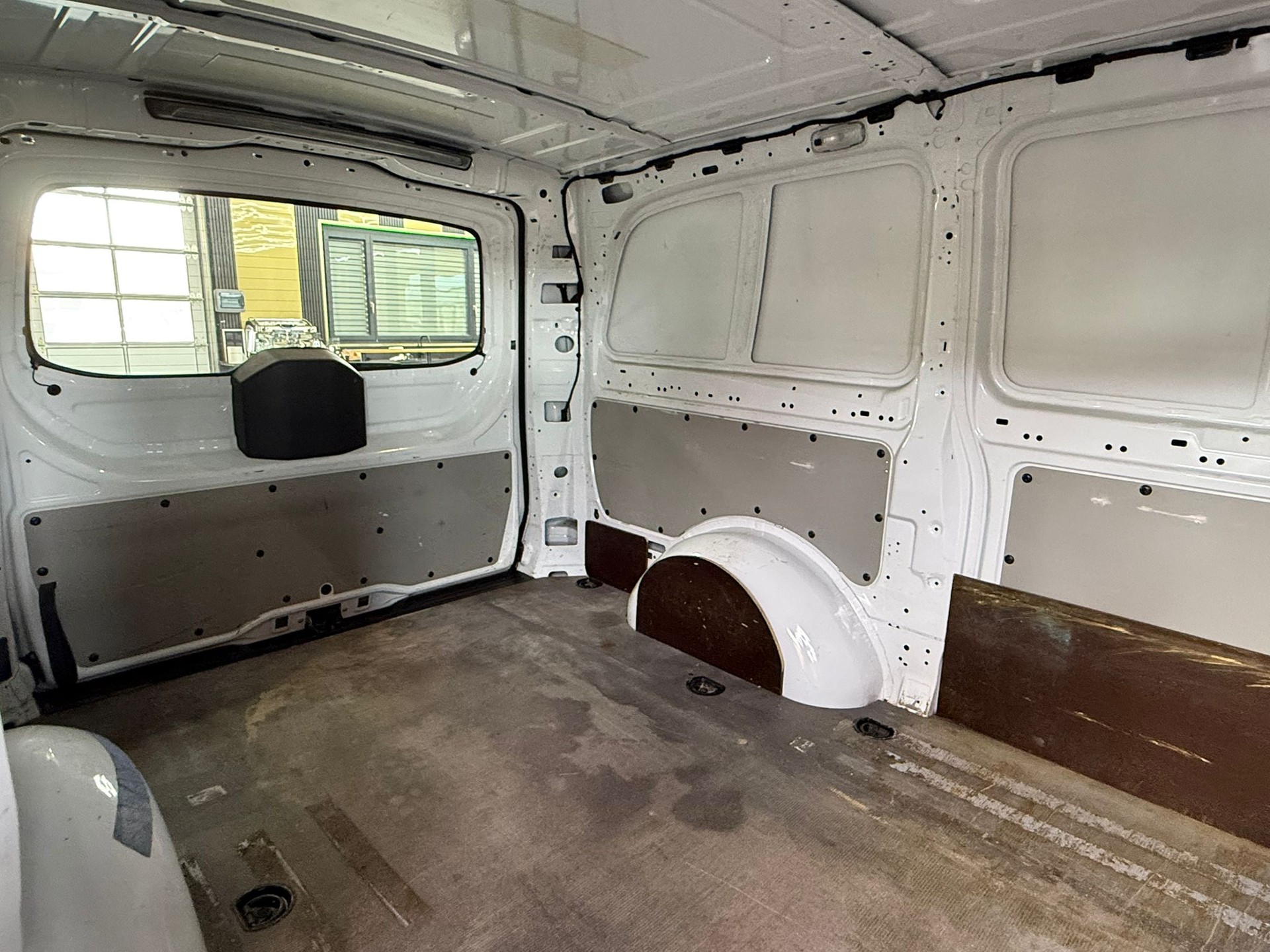 MERCEDES-BENZ Vito 110 CDI Lang FWD Pro-image-15