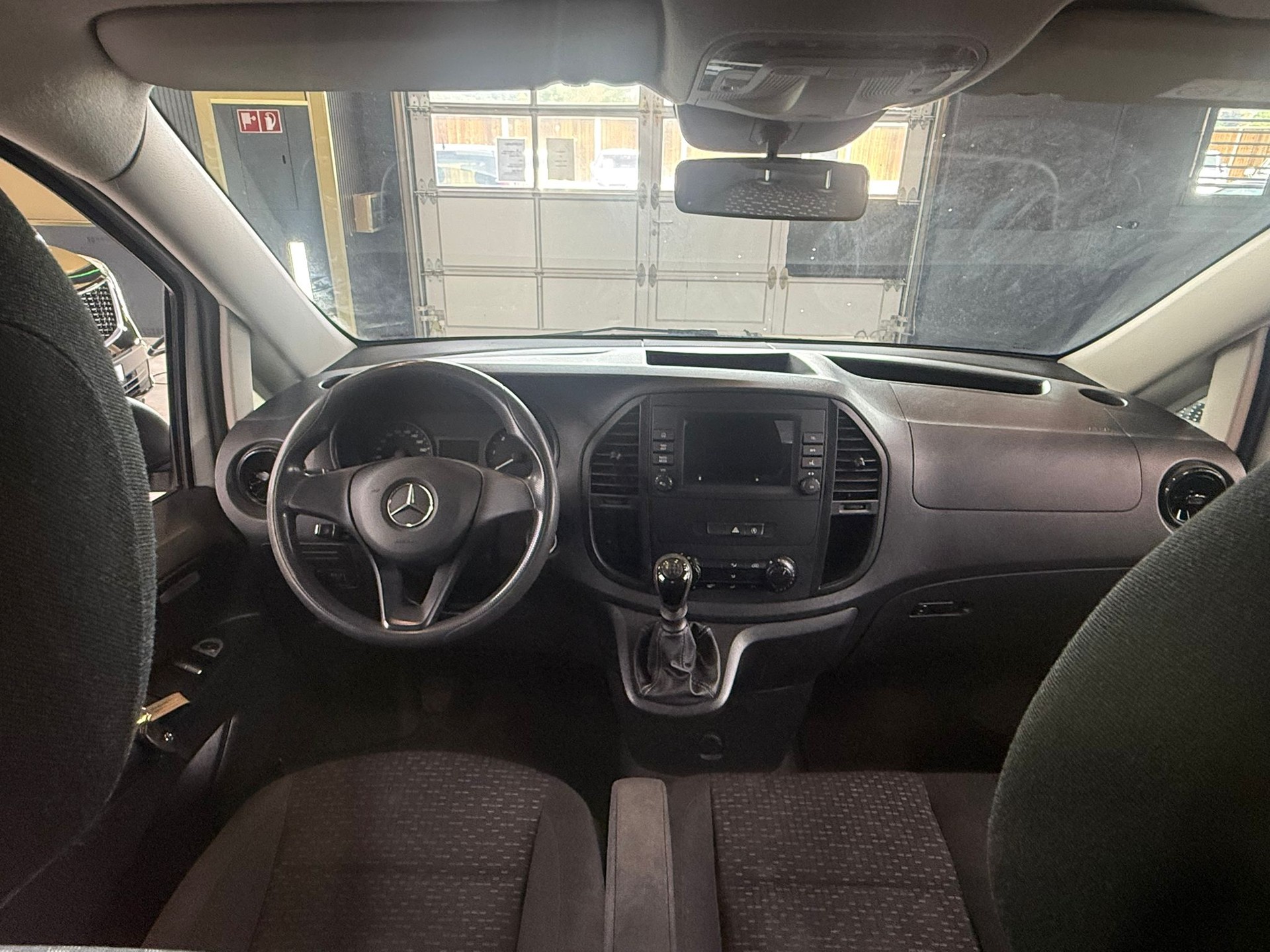 MERCEDES-BENZ Vito 110 CDI Lang FWD Pro-image-12