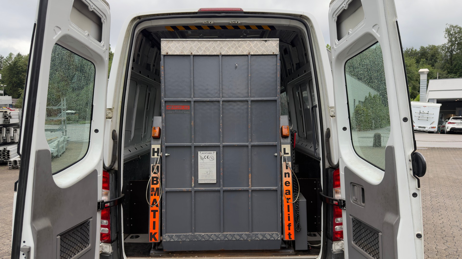 MERCEDES-BENZ Sprinter 311 CDI Standard-image-12