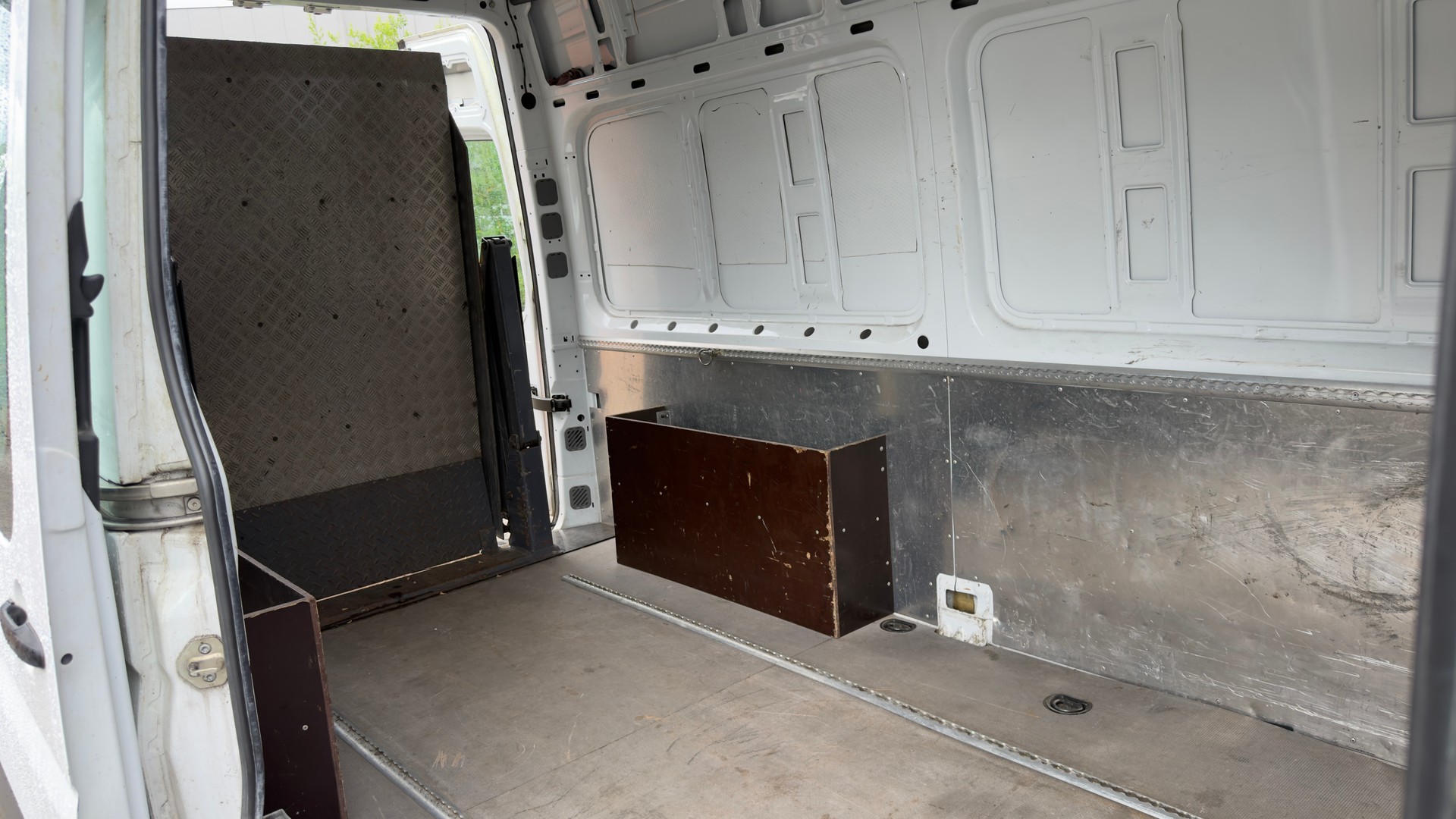 MERCEDES-BENZ Sprinter 311 CDI Standard-image-16