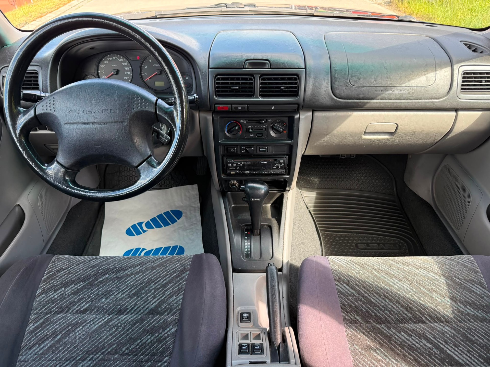 SUBARU Forester 2.0 A-image-7