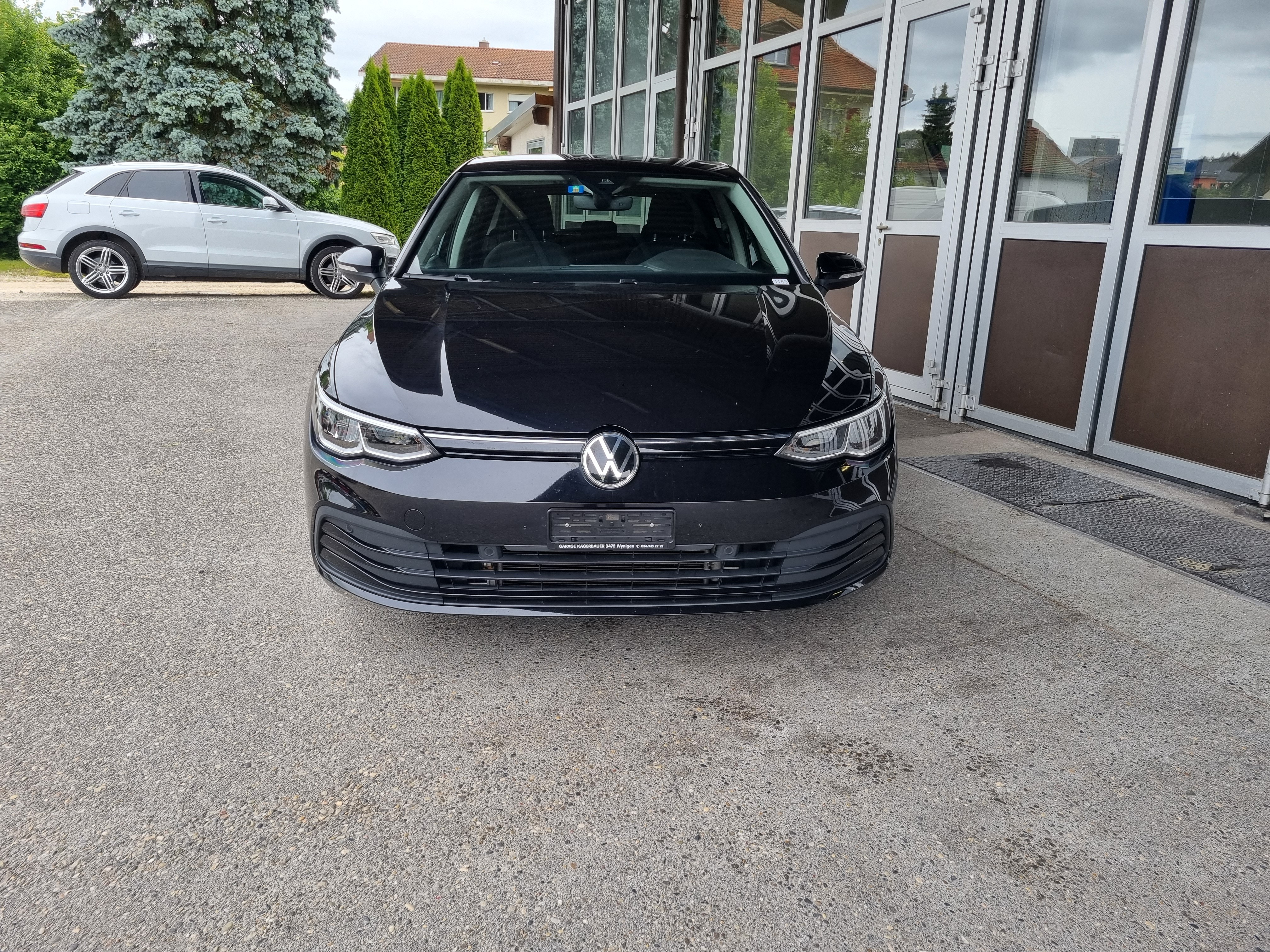 Car photo