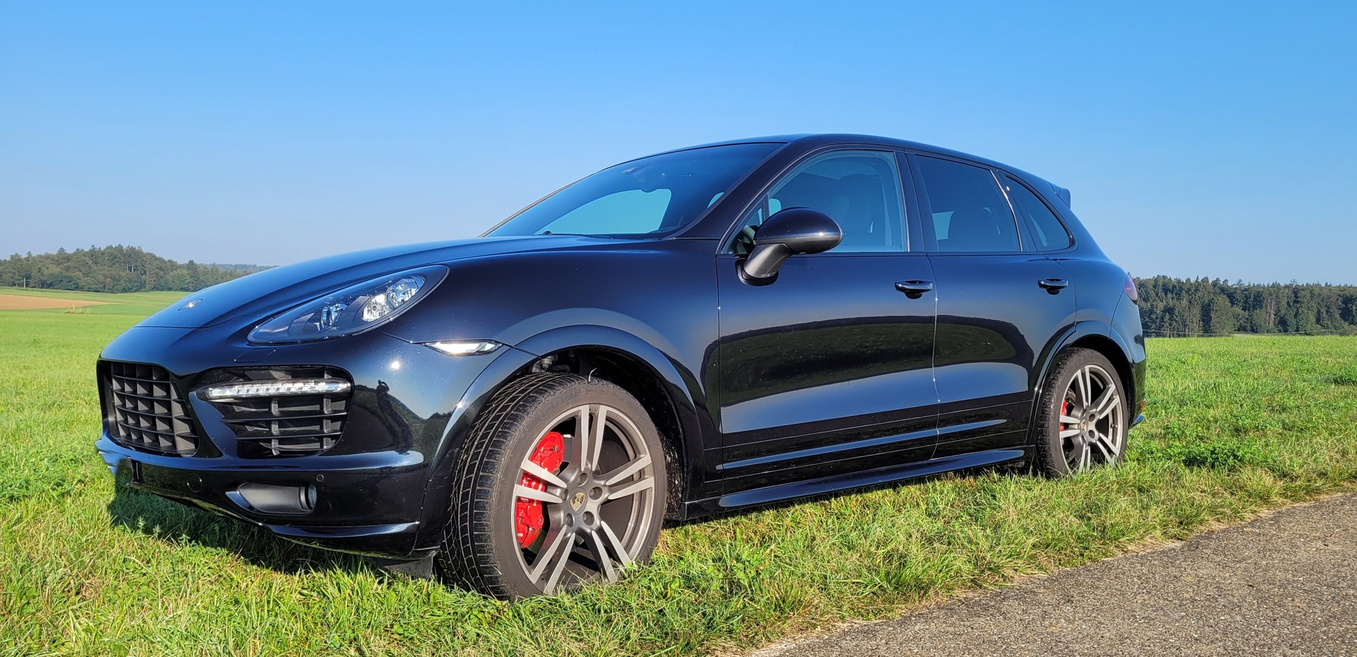 PORSCHE 4.8 V8 GTS TipT-image-0