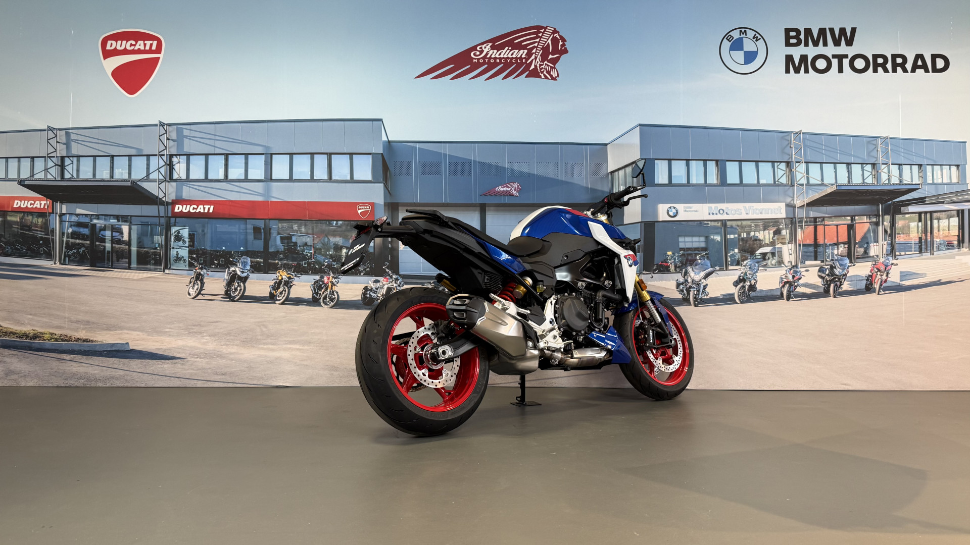 BMW F 900 R A2 Sport 35KW / Leasing à partir de 0.9%-image-5