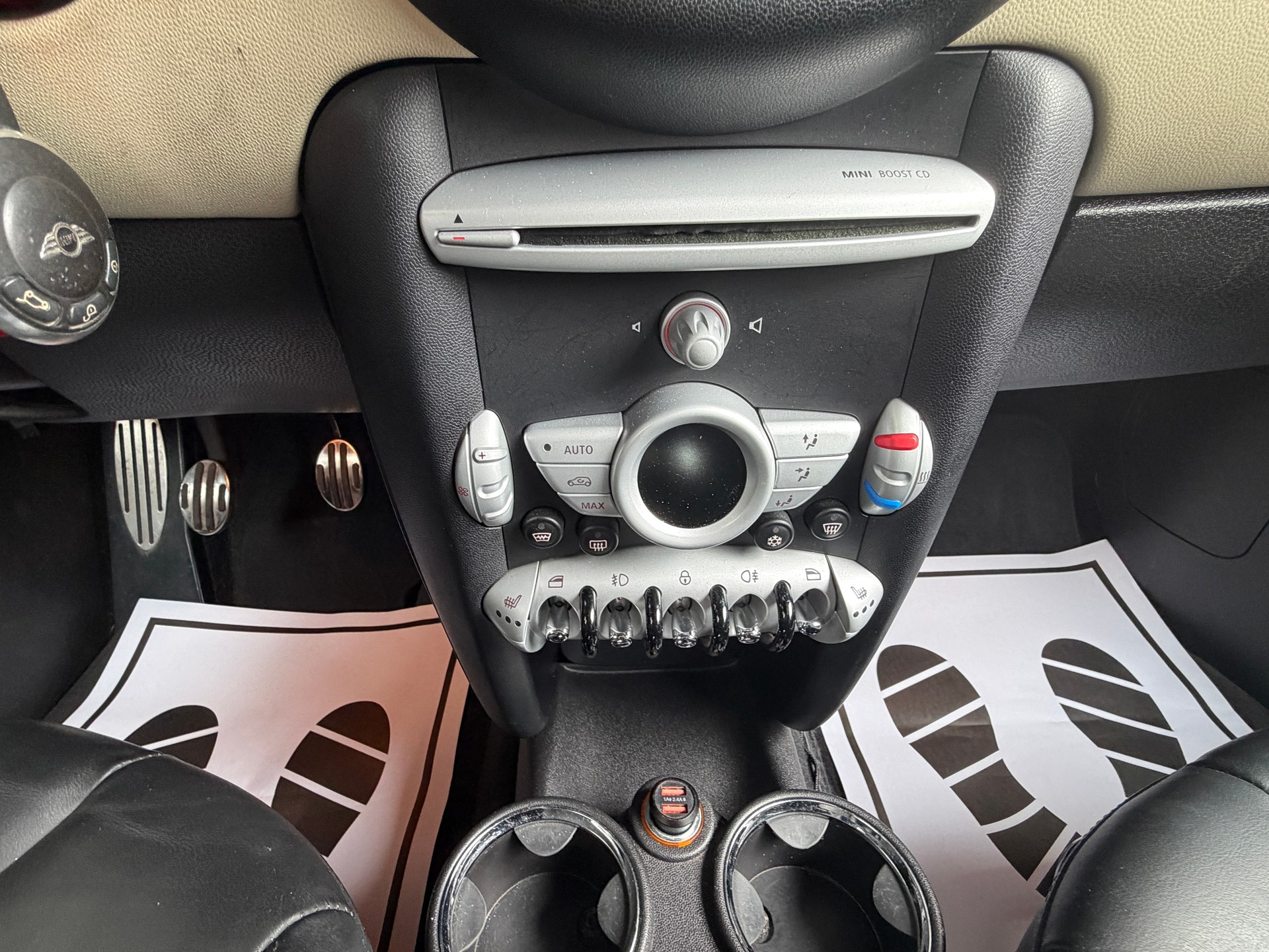 MINI Cooper S-image-14