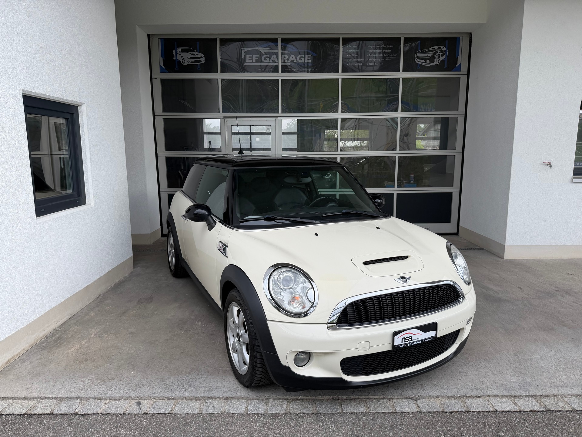 MINI Cooper S-image-2