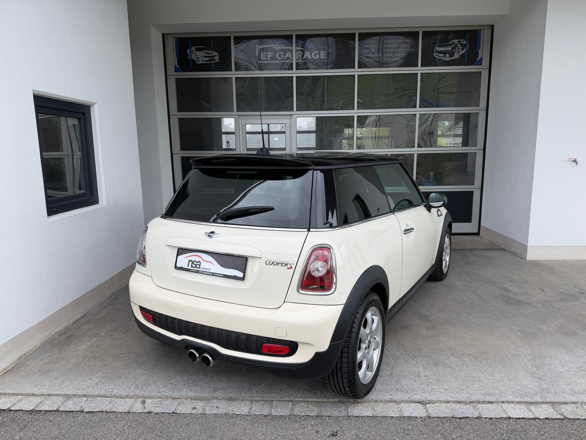 MINI Cooper S-image-3