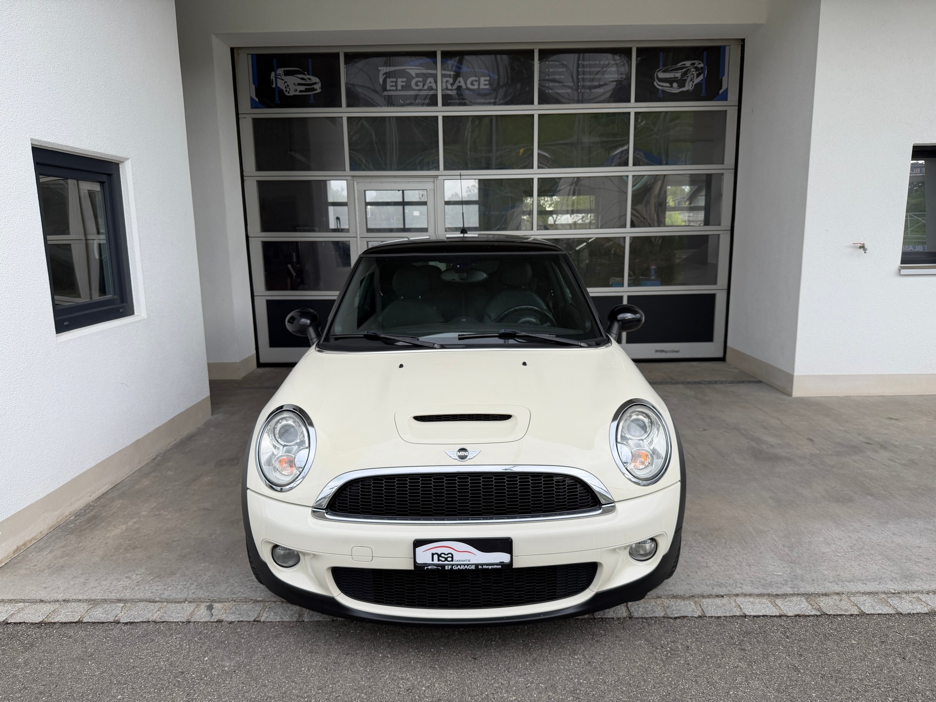 MINI Cooper S-image-1
