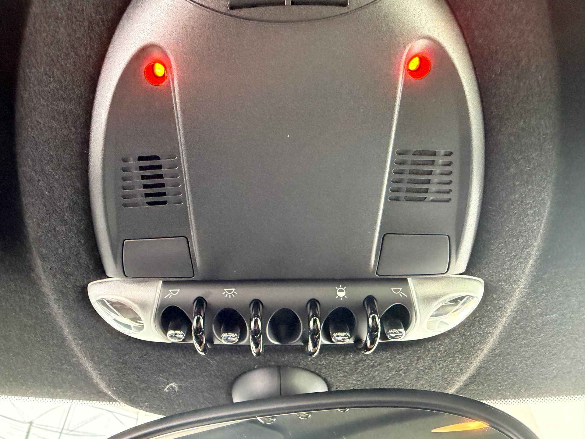 MINI Cooper S-image-17