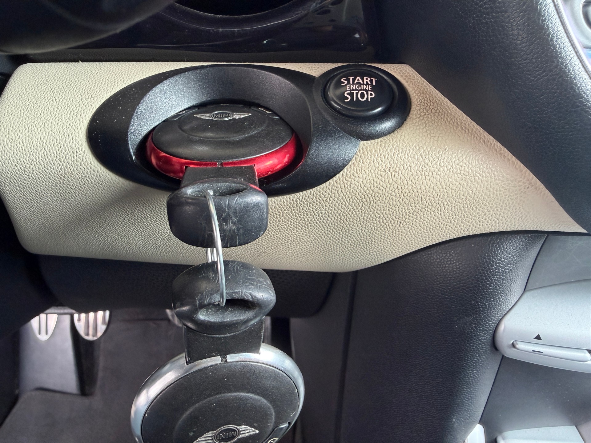 MINI Cooper S-image-18