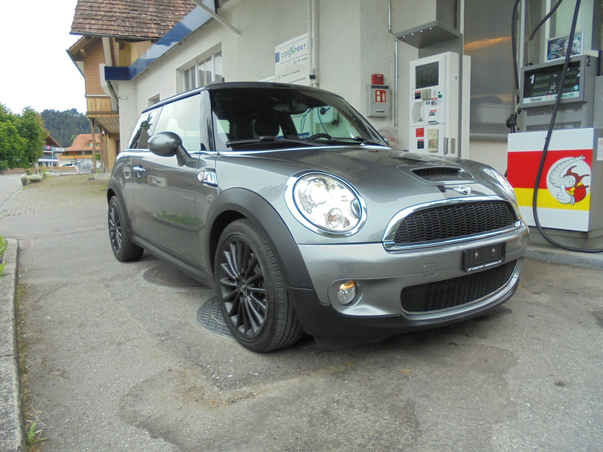 MINI Cooper S-image-0