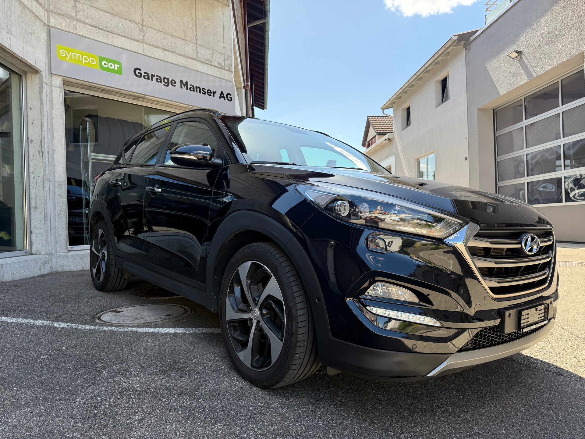 HYUNDAI Tucson 2.0 CRDI Launch Edition 4WD Automatic-image-0