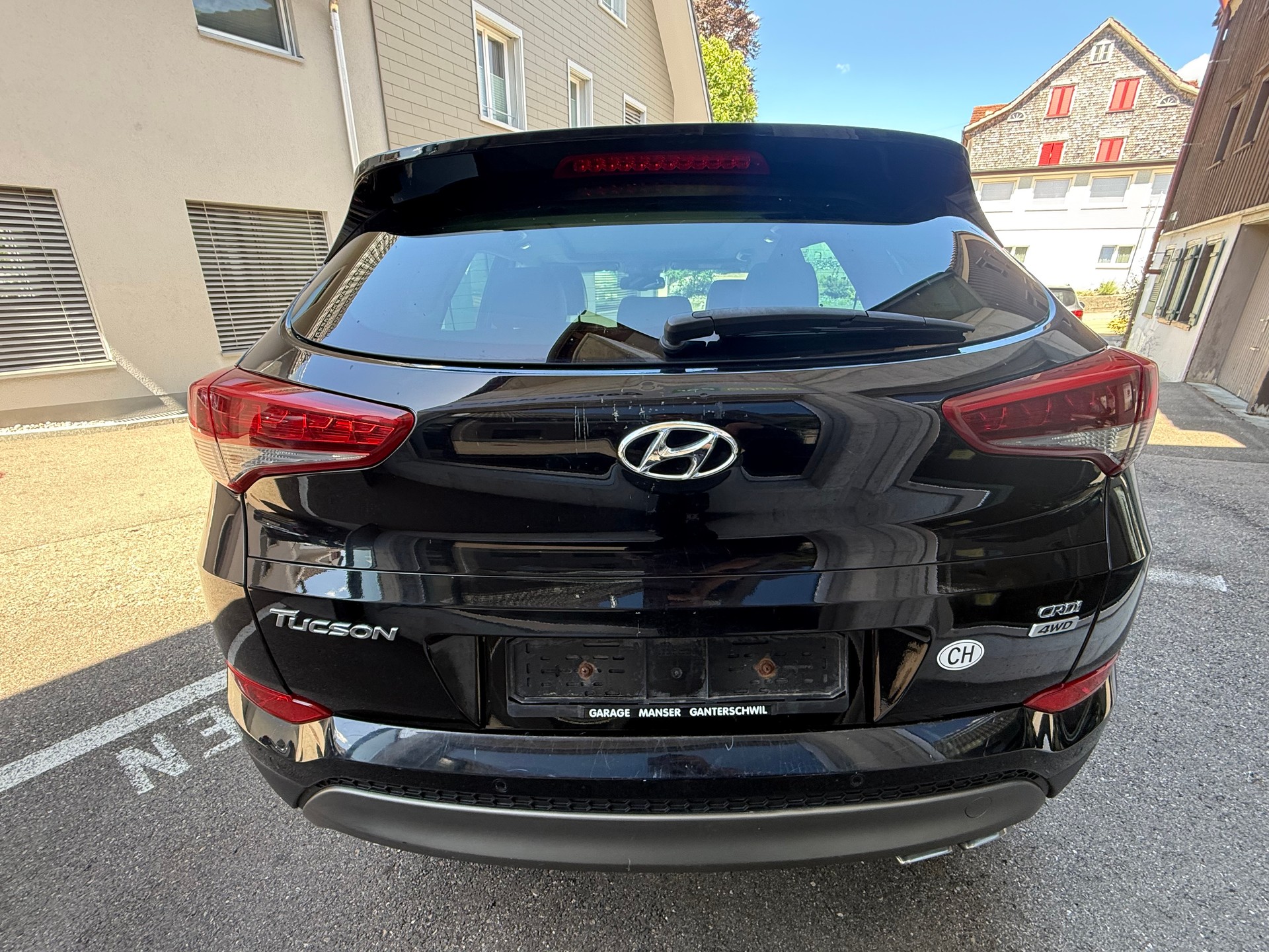 HYUNDAI Tucson 2.0 CRDI Launch Edition 4WD Automatic-image-7