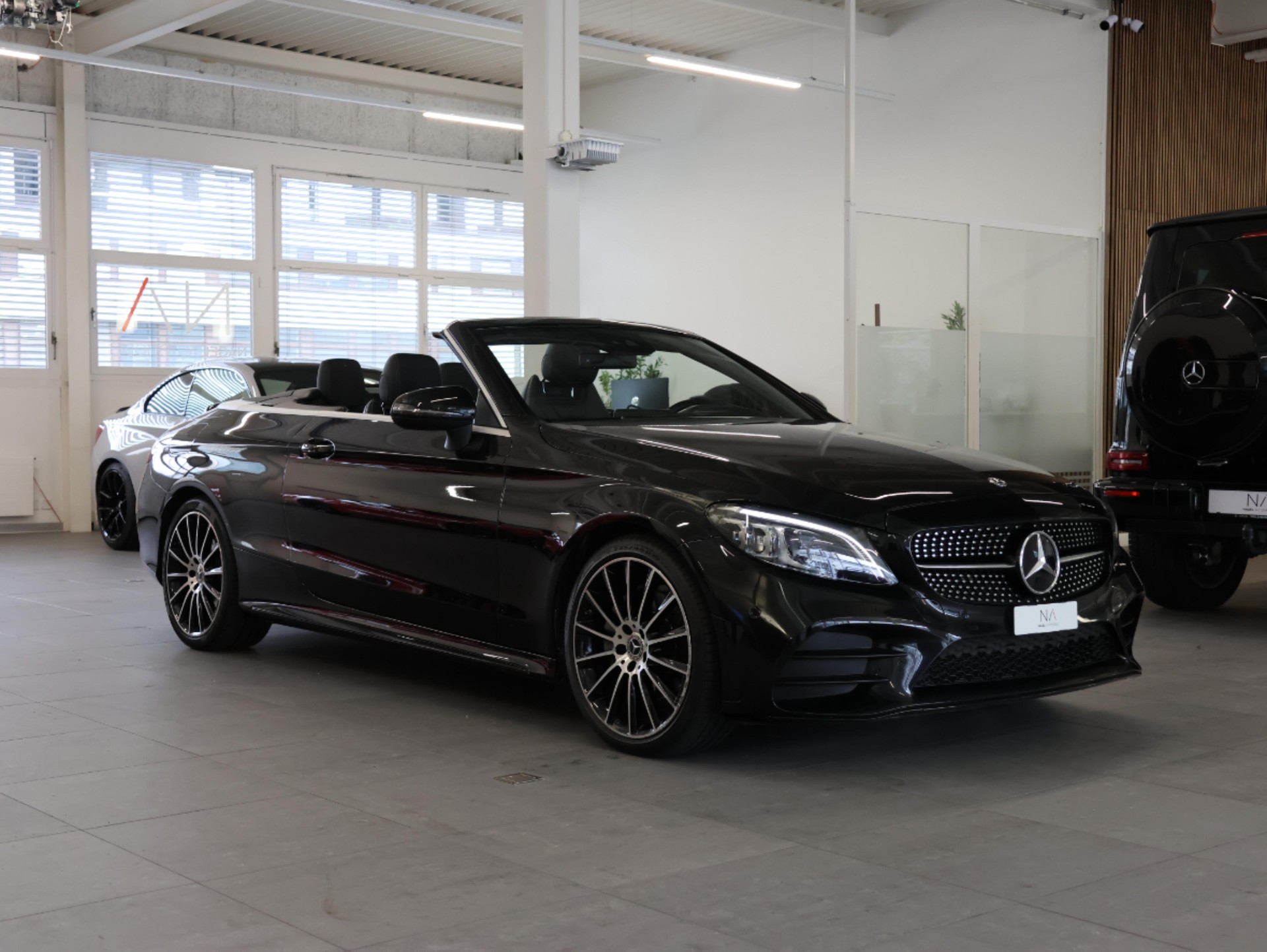 MERCEDES-BENZ C 200 AMG Line Cabriolet 4Matic 9G-Tronic *Rückfahrkamera* *Burmester*-image-3