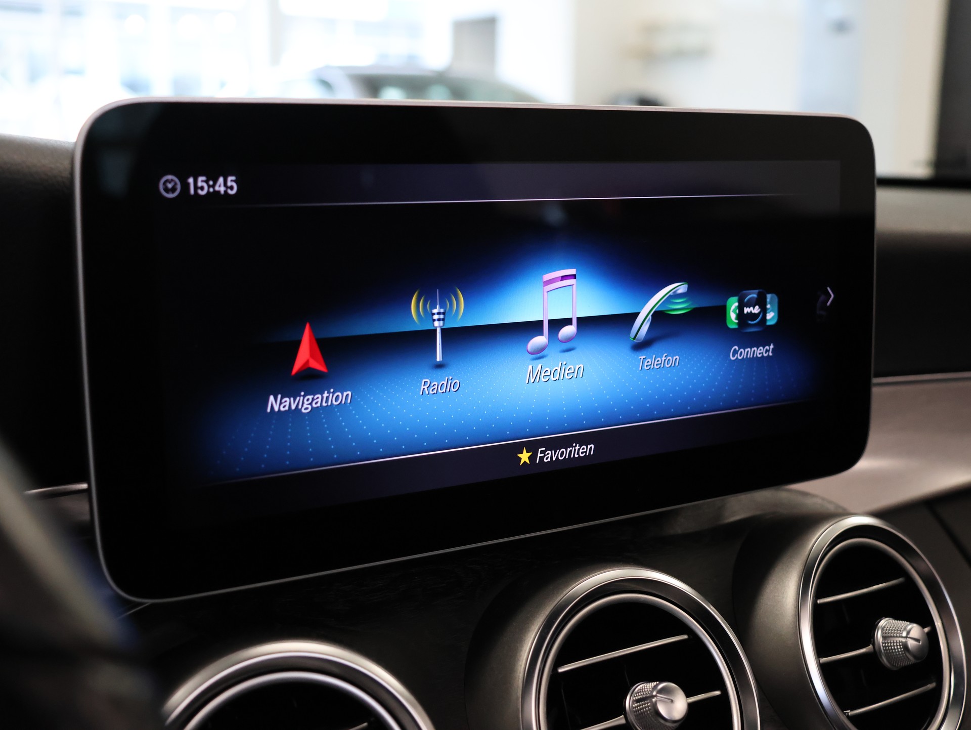MERCEDES-BENZ C 200 AMG Line Cabriolet 4Matic 9G-Tronic *Rückfahrkamera* *Burmester*-image-22