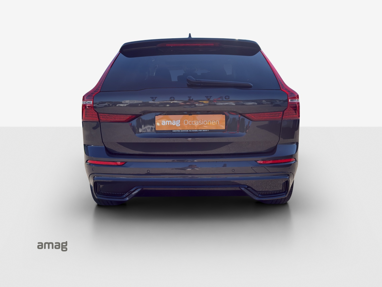 VOLVO XC60 T8 eAWD PluginHybrid Ultimate Dark Geartronic-image-3