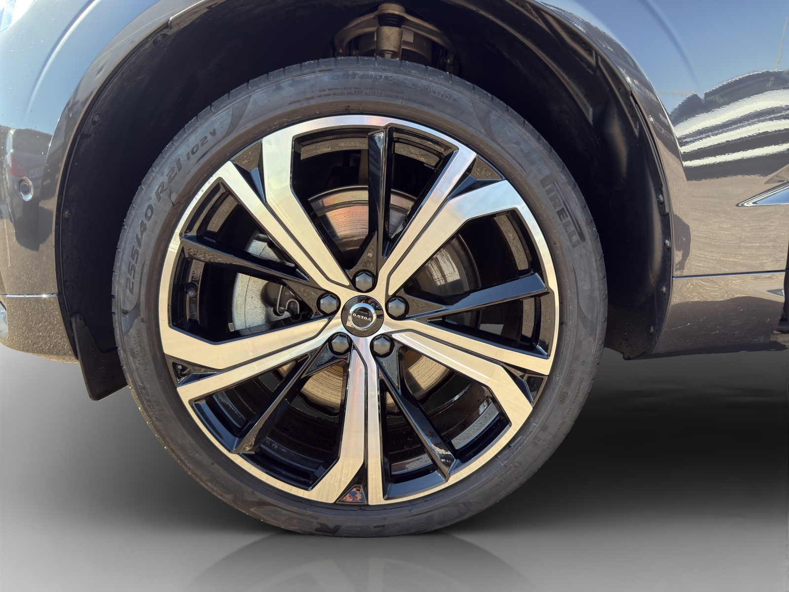 VOLVO XC60 T8 eAWD PluginHybrid Ultimate Dark Geartronic-image-13