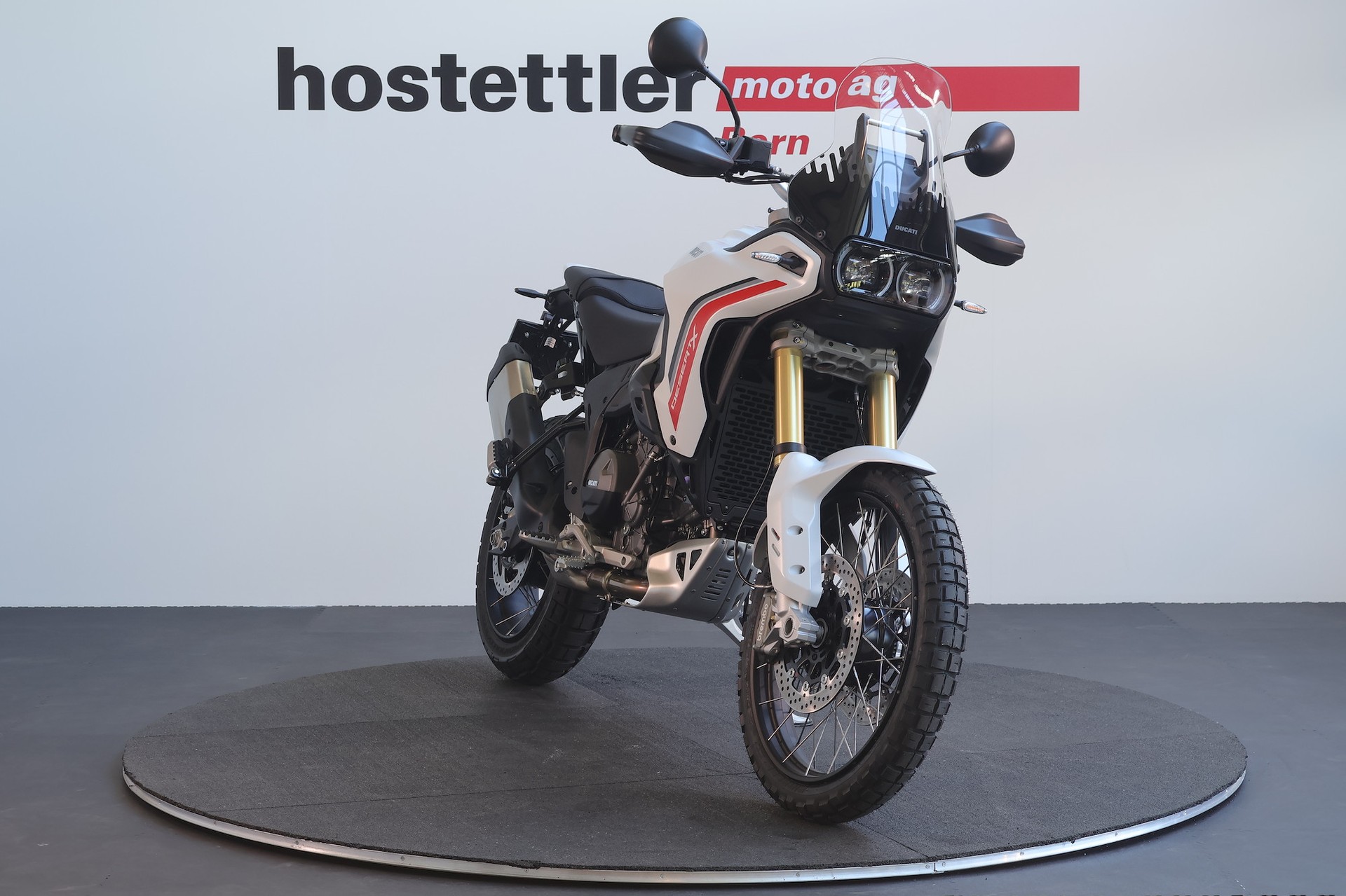 DUCATI Desert X