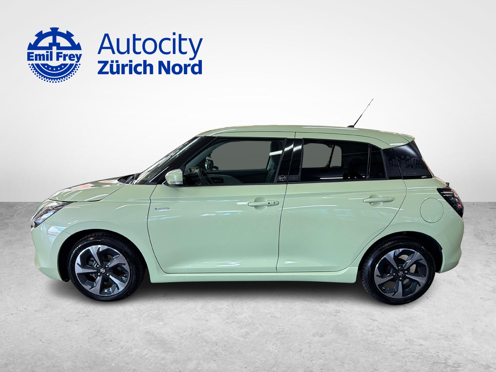 SUZUKI Swift 1.2 Tradizio Top Hybrid-image-1