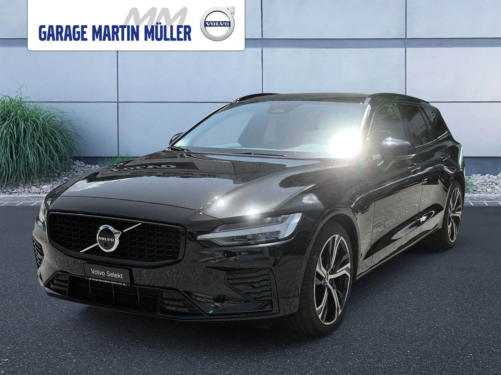 VOLVO V60 2.0 T6 TE Plus Dark eAWD-image-0