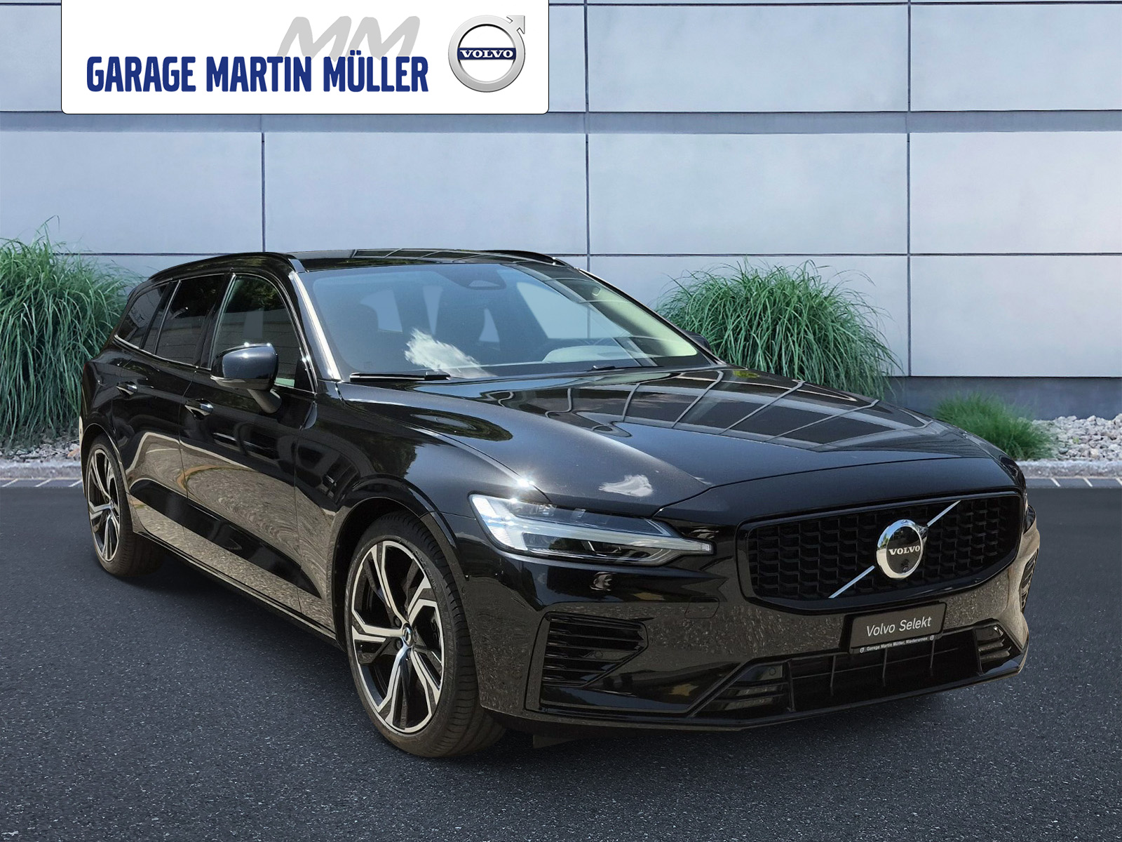VOLVO V60 2.0 T6 TE Plus Dark eAWD-image-6