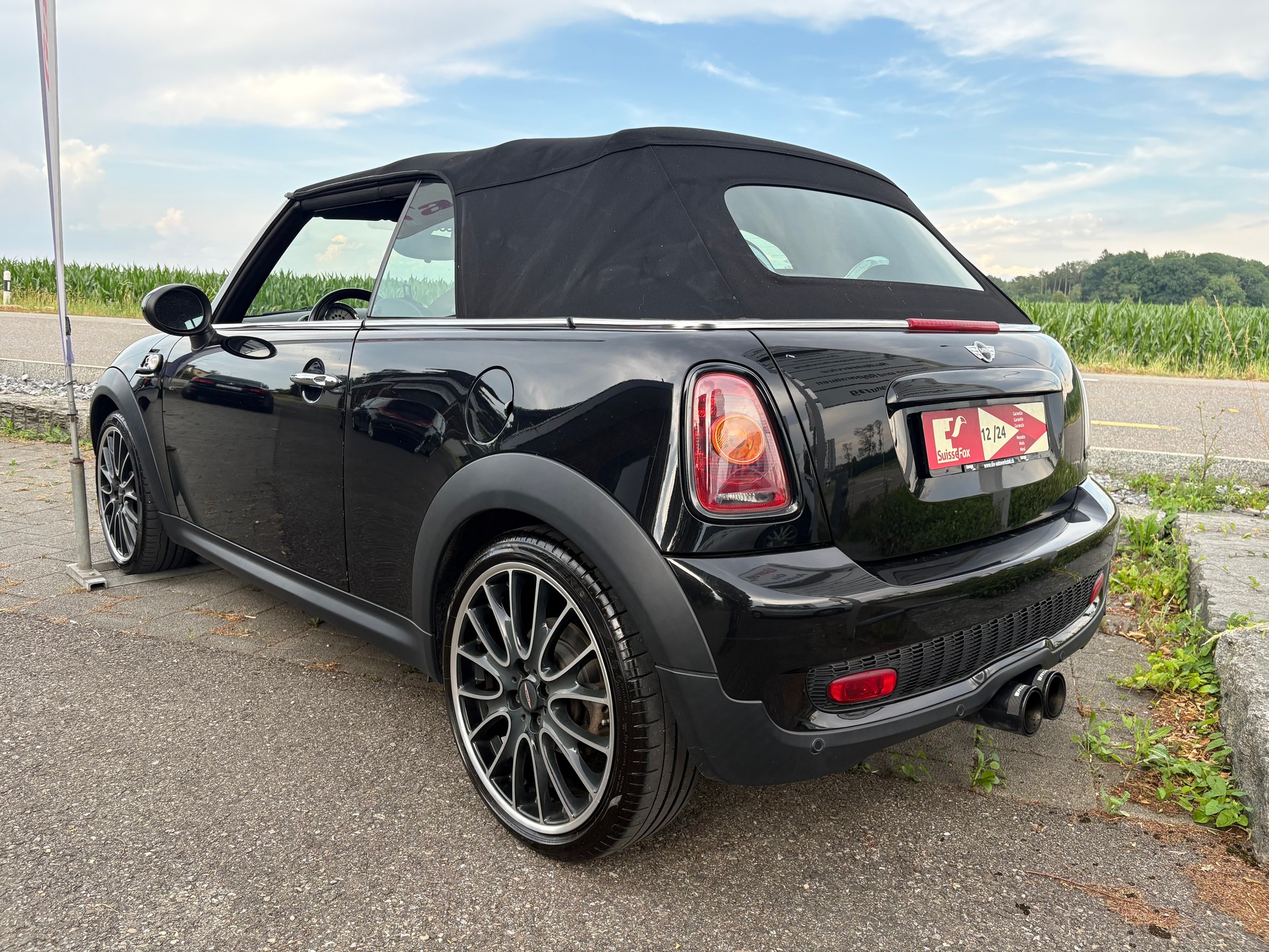 MINI Cooper S Cabriolet-image-3