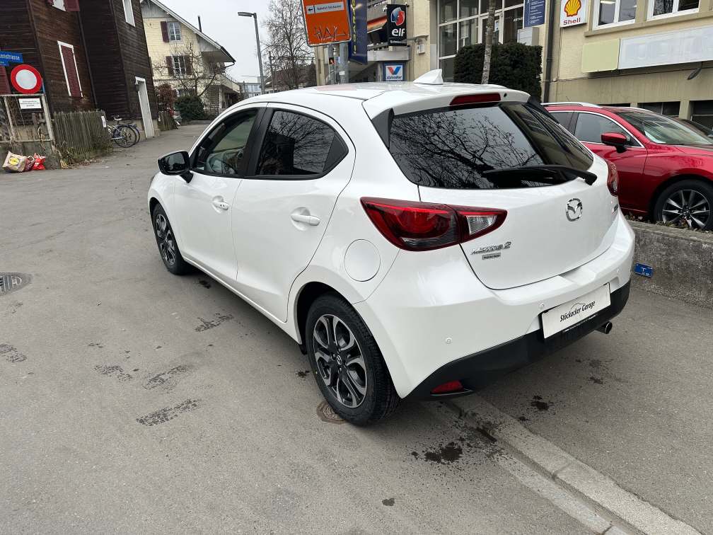 MAZDA 2 1.5 115 Revolution-image-3