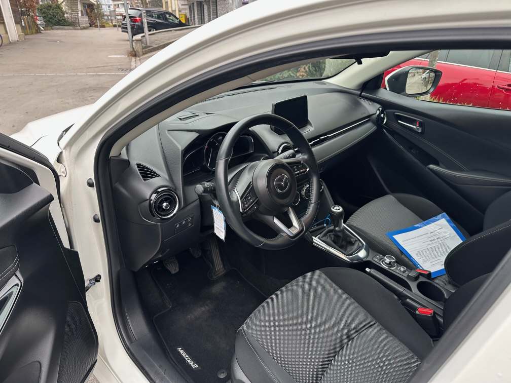 MAZDA 2 1.5 115 Revolution-image-6
