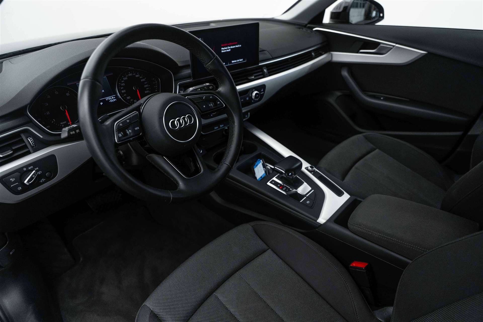 AUDI A4 Avant 35 TFSI S-tronic Automat-image-7