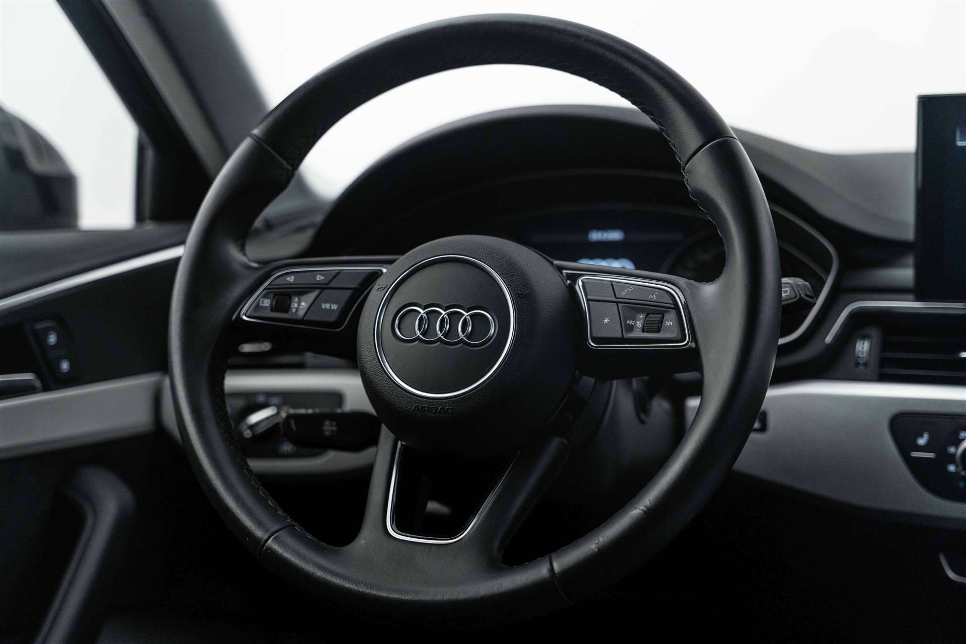 AUDI A4 Avant 35 TFSI S-tronic Automat-image-9