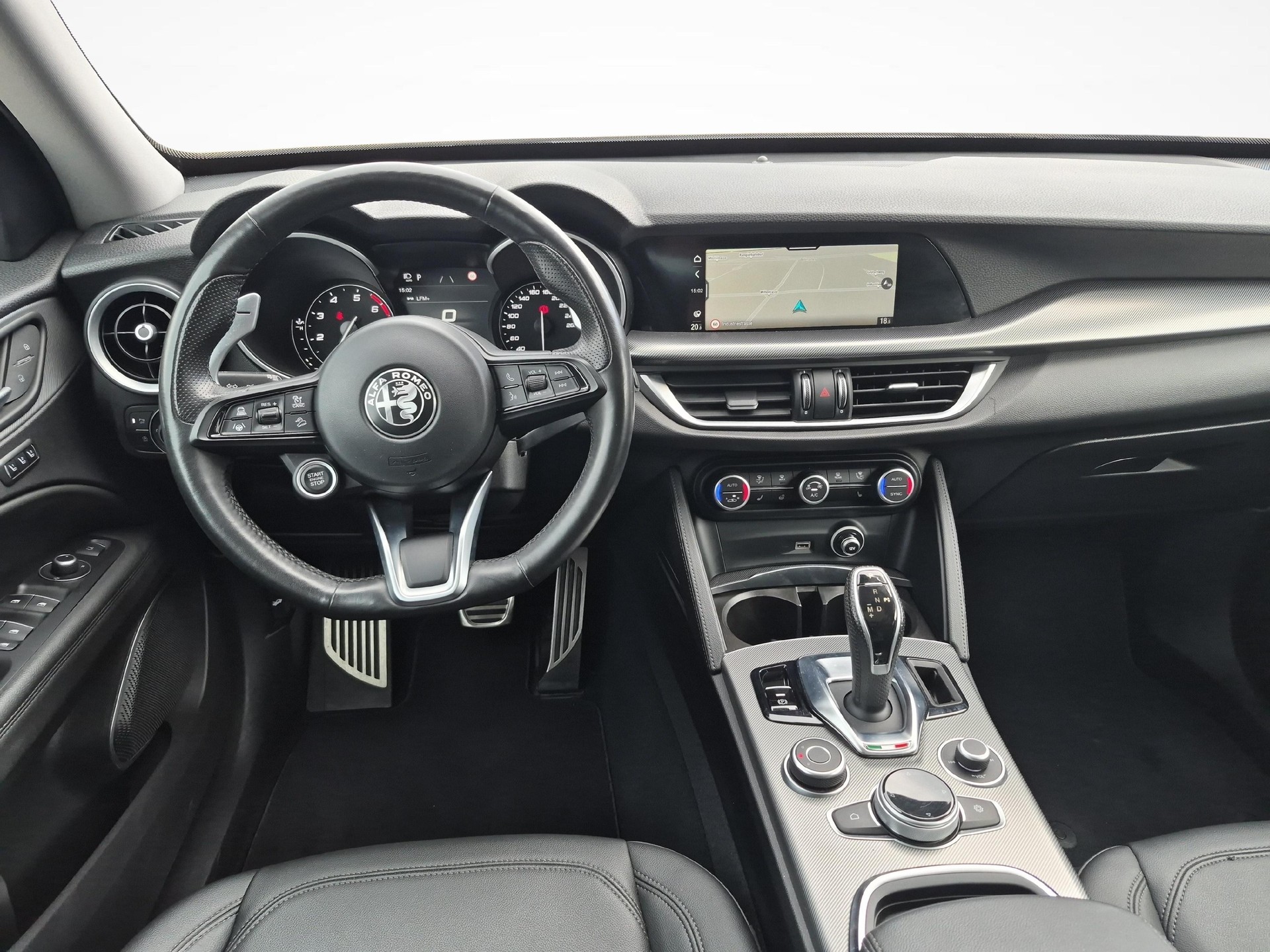 ALFA ROMEO Stelvio 2.0 Q4 Sprint / Jetzt mit attraktivem 1.9% Leasing!-image-8