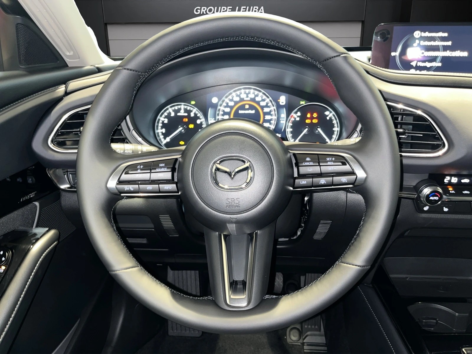 MAZDA CX-30 SKYACTIV-G 140 M Hybrid Centre Line FWD AT-image-12