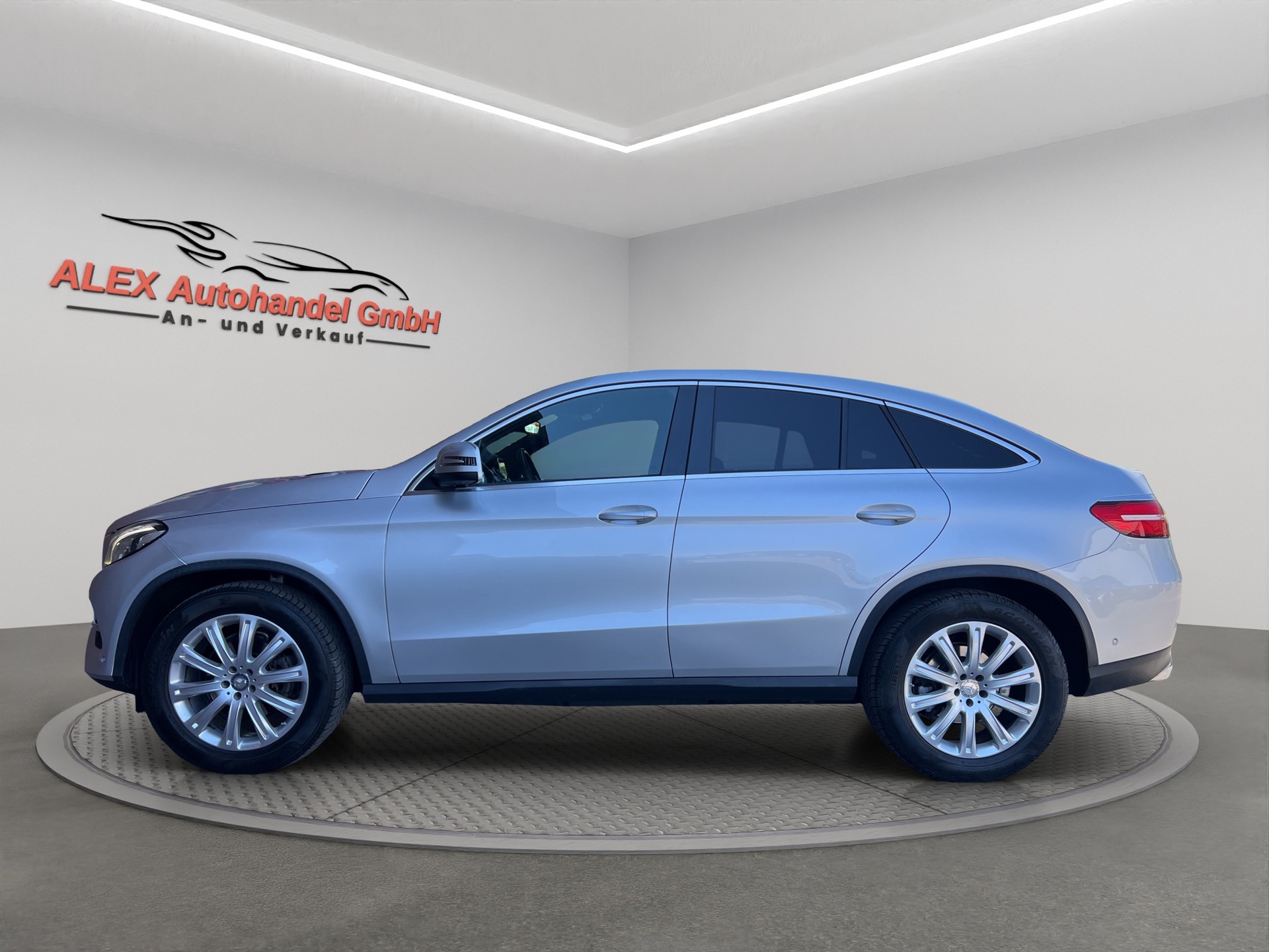 MERCEDES-BENZ GLE Coupé 350 d 4Matic 9G-Tronic-image-6
