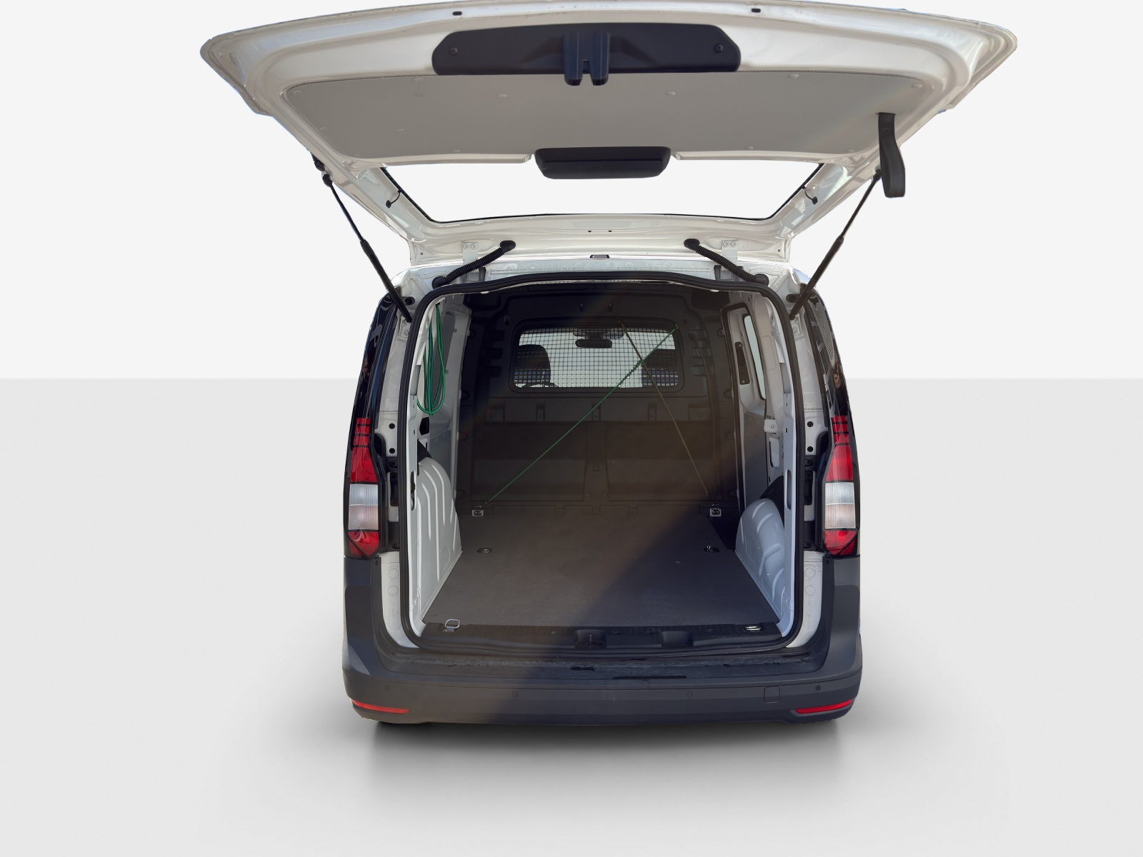 VW Caddy Cargo 2.0TDI 4Motion-image-12