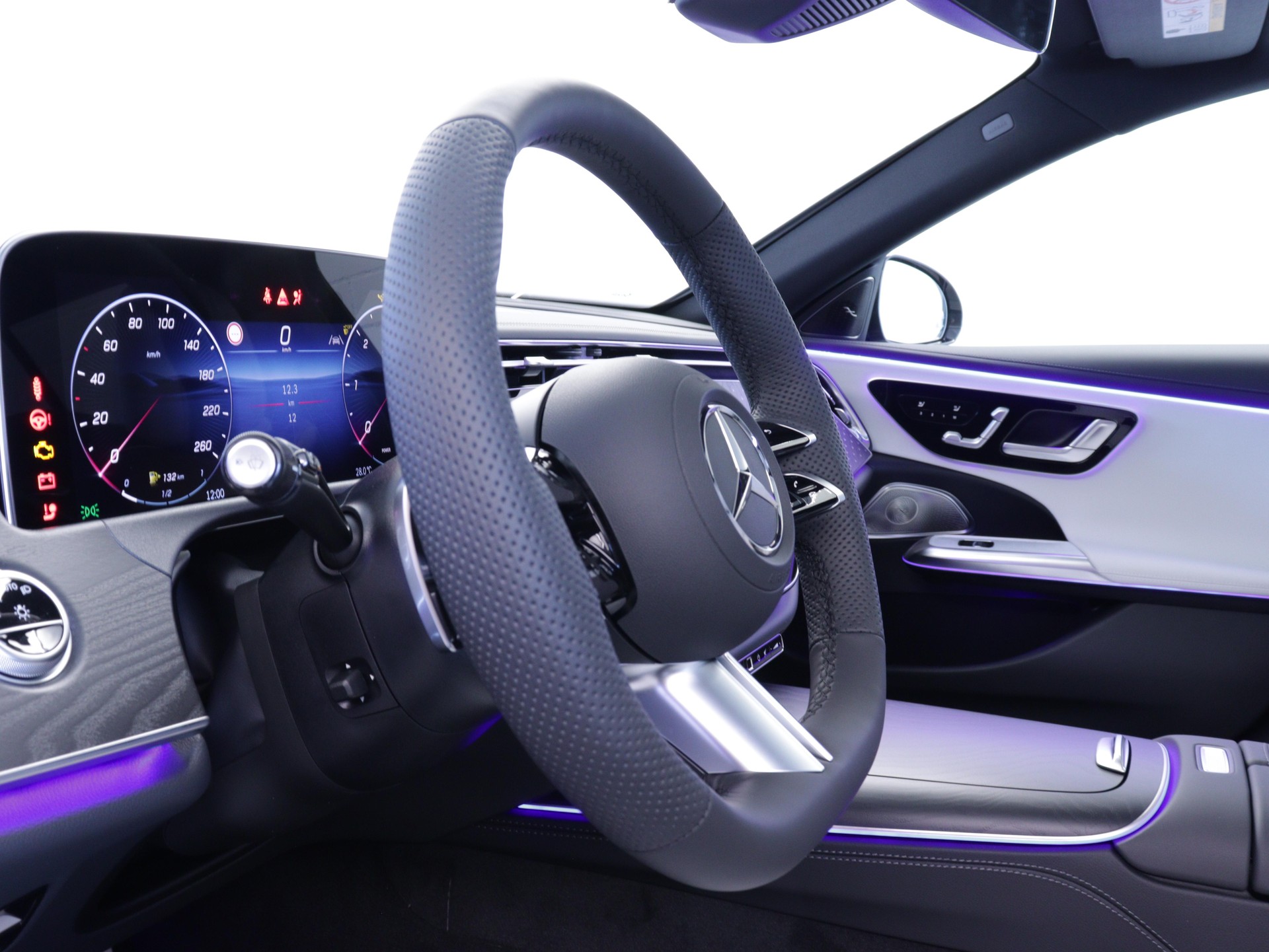 MERCEDES-BENZ E 450 d AMG Line 4matic Kombi-image-6