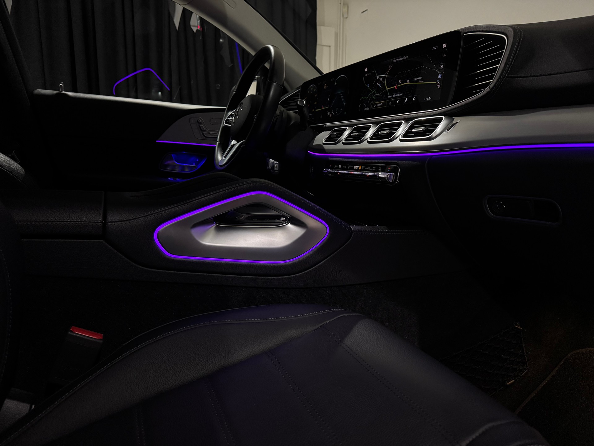 MERCEDES-BENZ GLE Coupé 350 d 4Matic+ 9G-Tronic | CH | AHK 3500Kg |-image-14