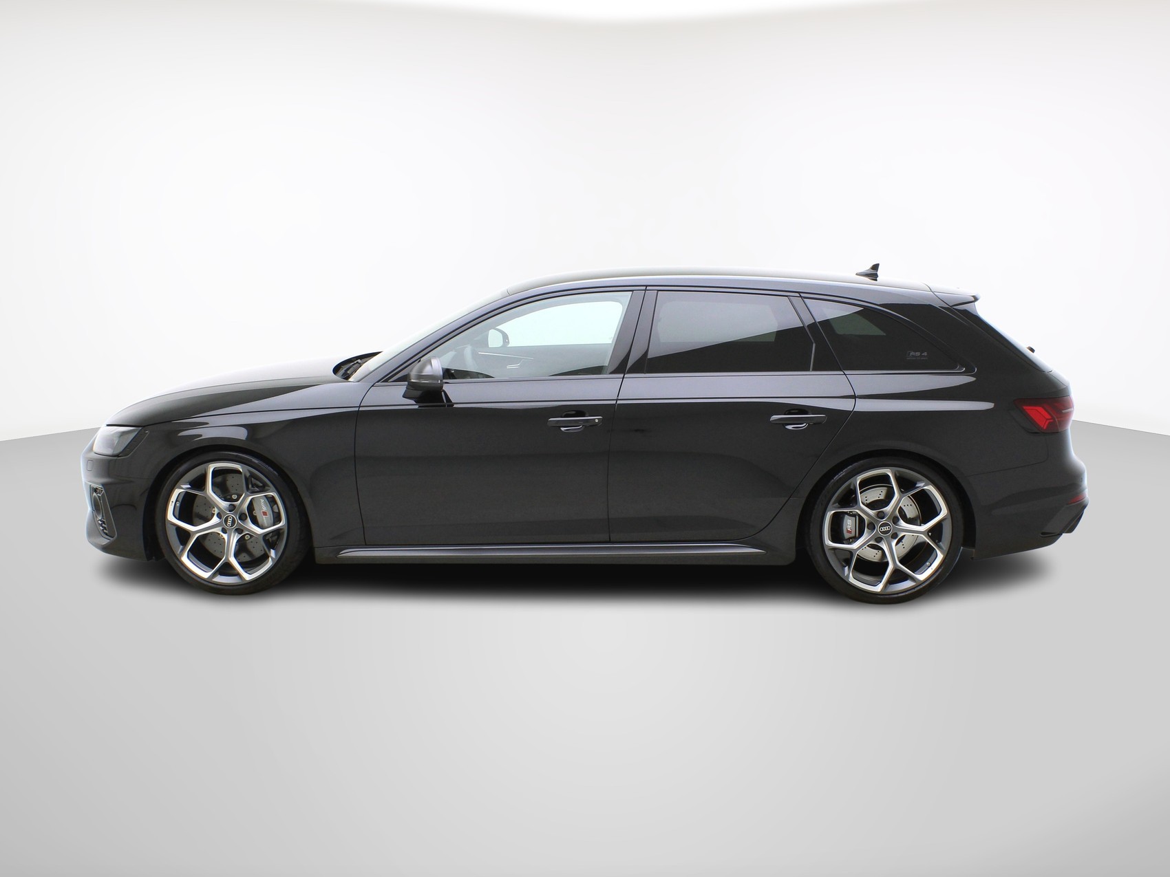 AUDI RS4 Avant 25 year edition quattro ** Audi Werksgarantie bis 12/2029 **-image-2