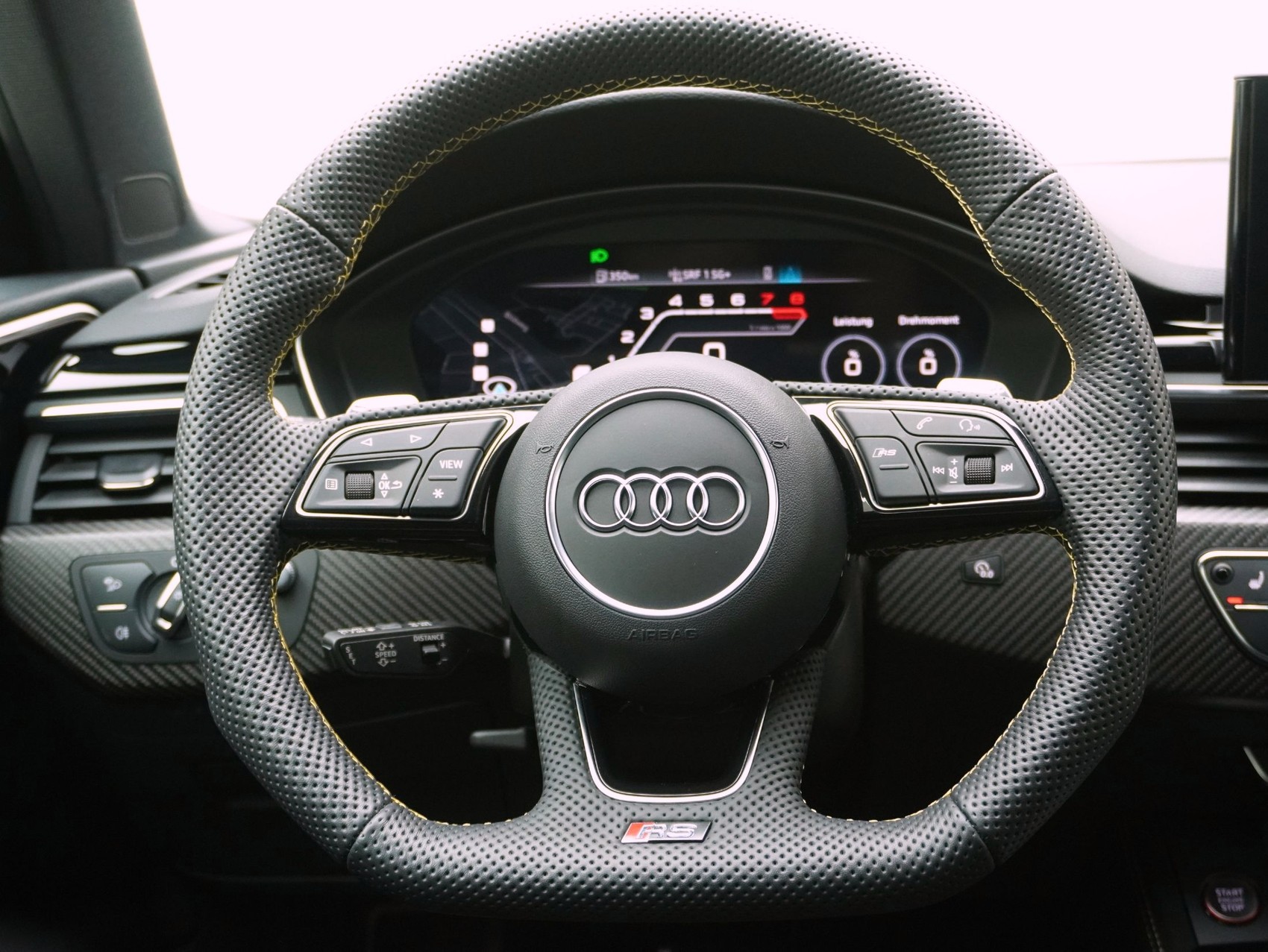 AUDI RS4 Avant 25 year edition quattro ** Audi Werksgarantie bis 12/2029 **-image-12