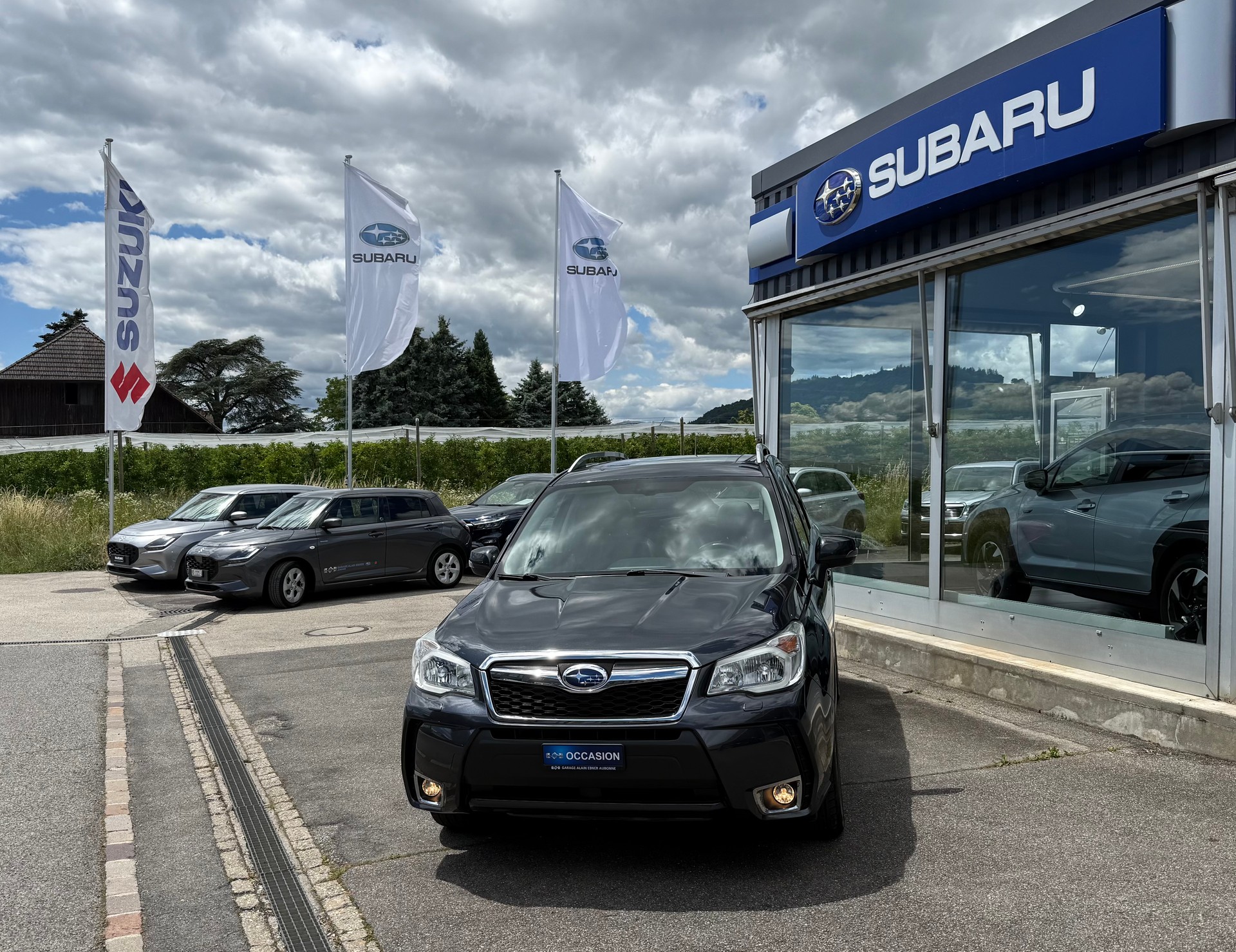 SUBARU Forester 2.0XT Luxury Lineartronic-image-12