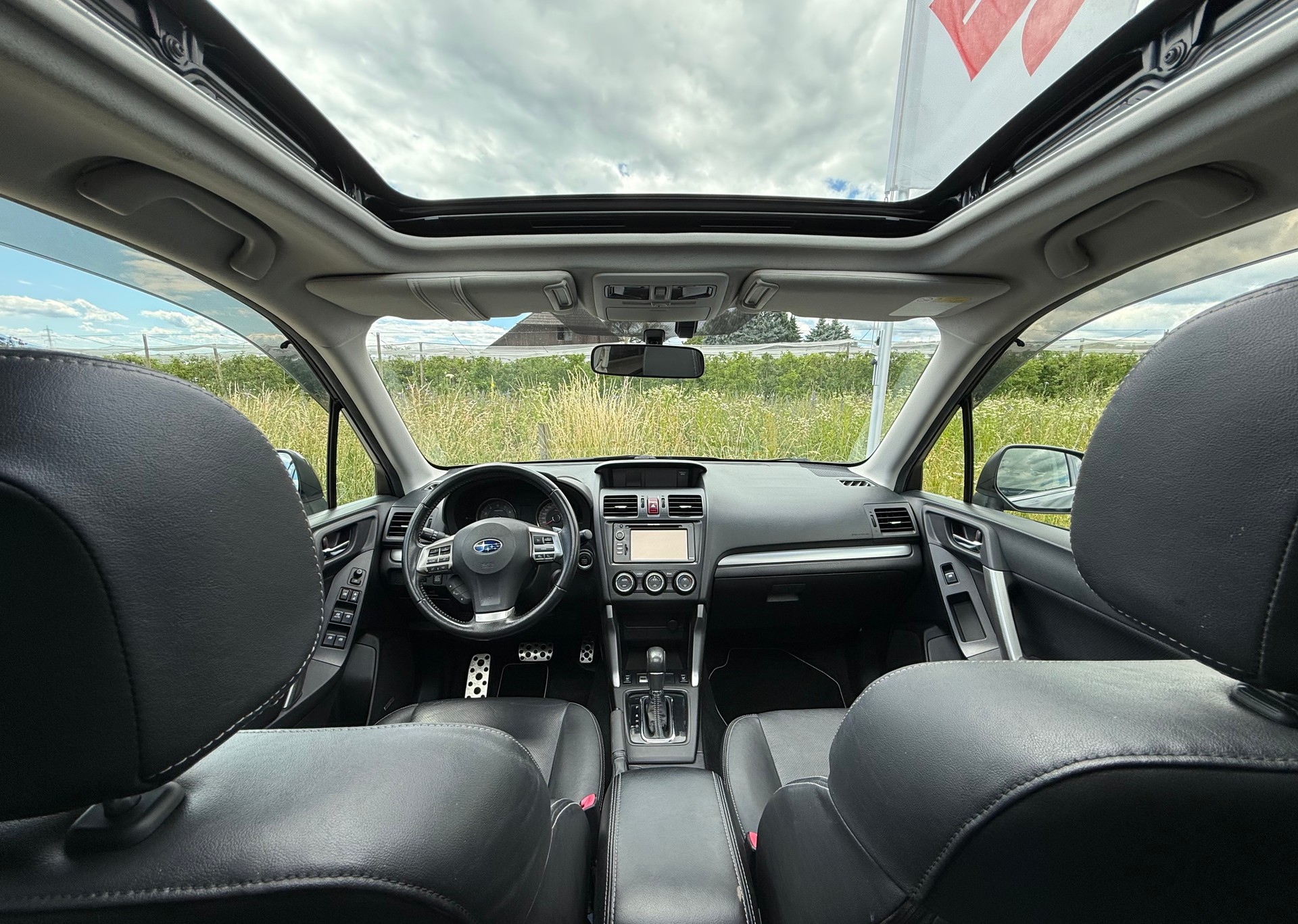 SUBARU Forester 2.0XT Luxury Lineartronic-image-9
