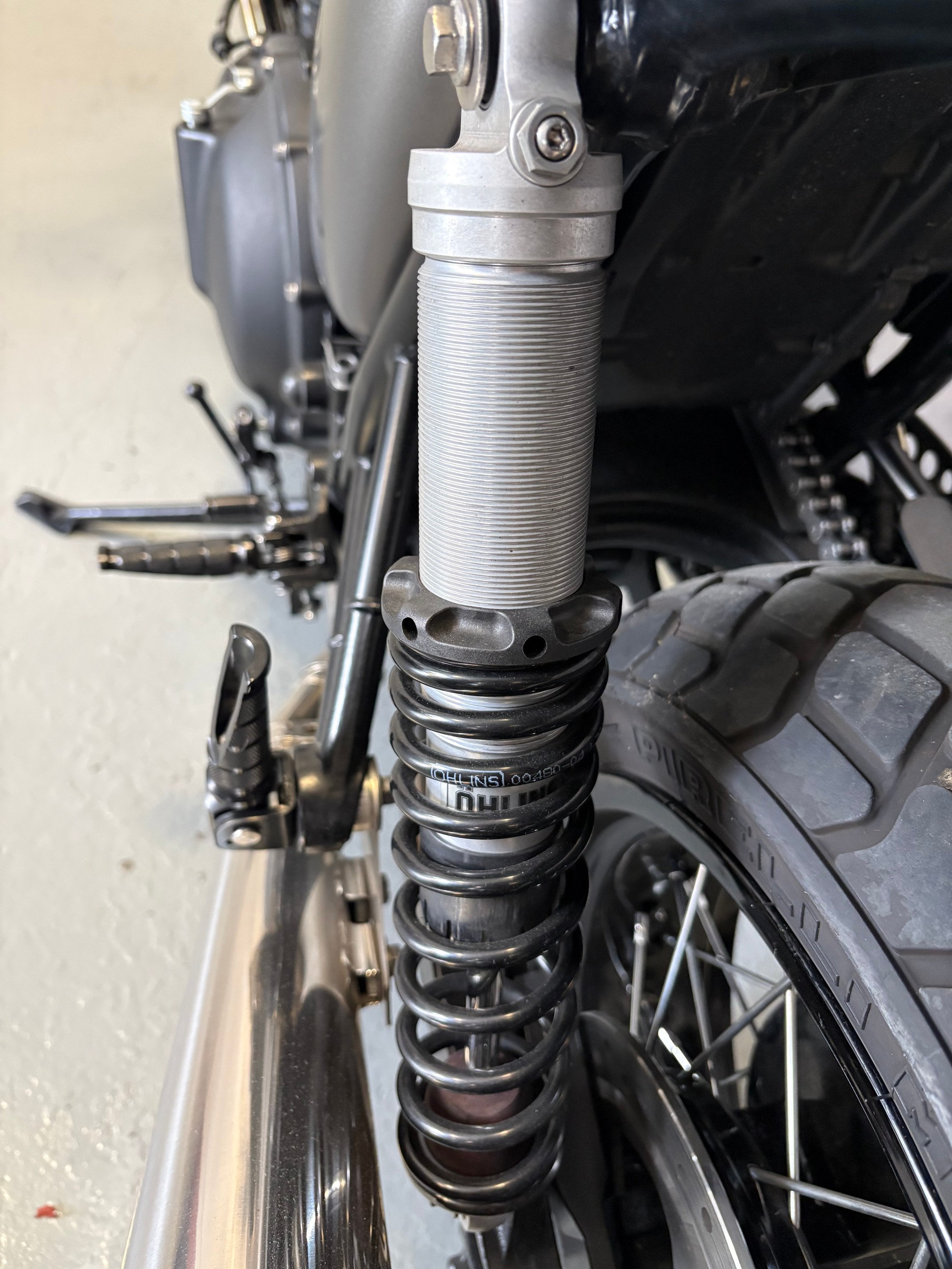 TRIUMPH Thruxton-image-6