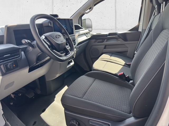 FORD E-Transit C Van 320 L1 Trend-image-8